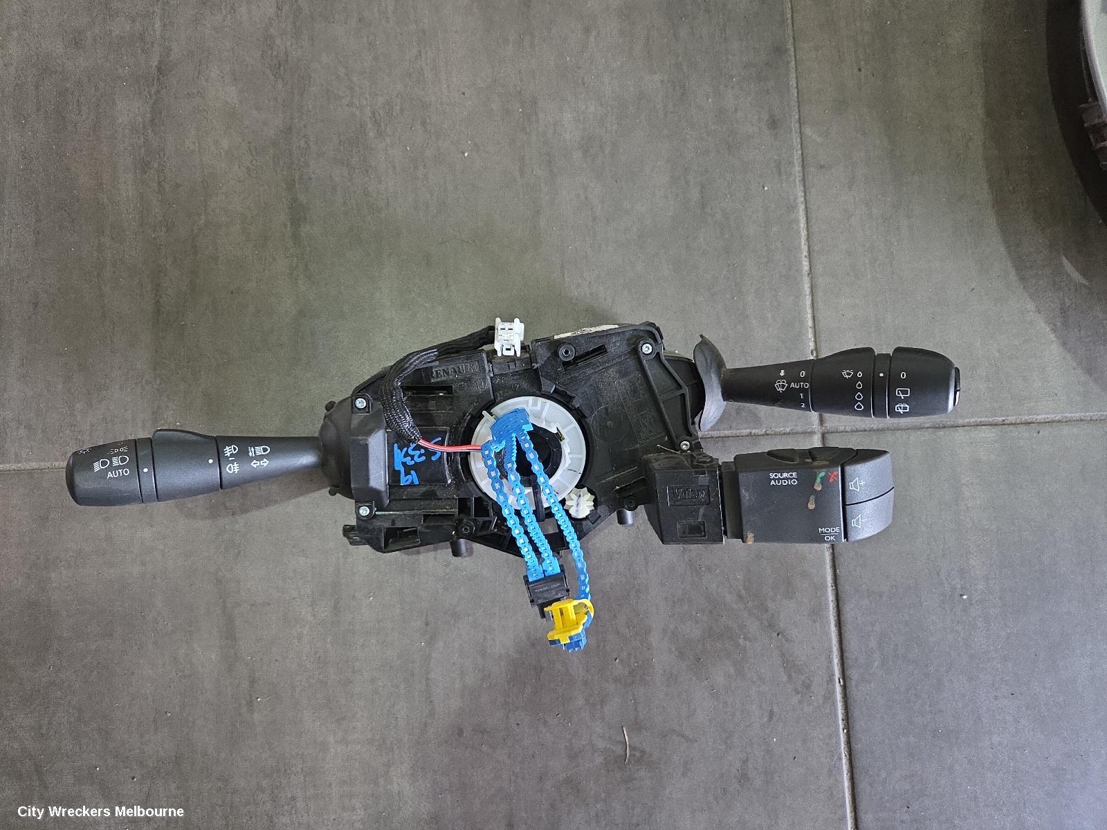 RENAULT TRAFIC COMBINATION SWITCH, WIPER SWITCH, X82, 01/2015 ONWARDS