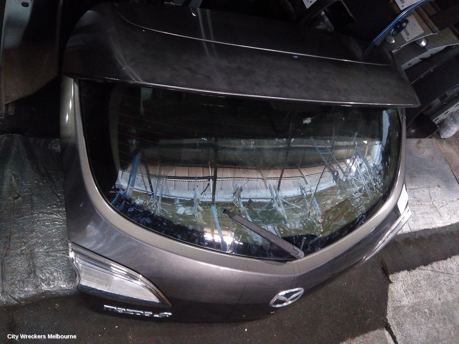 MAZDA 3 BOOTLID/TAILGATE, TAILGATE, BL, SPOILERED TYPE, NON MPS, 04/2009 - 10/2013