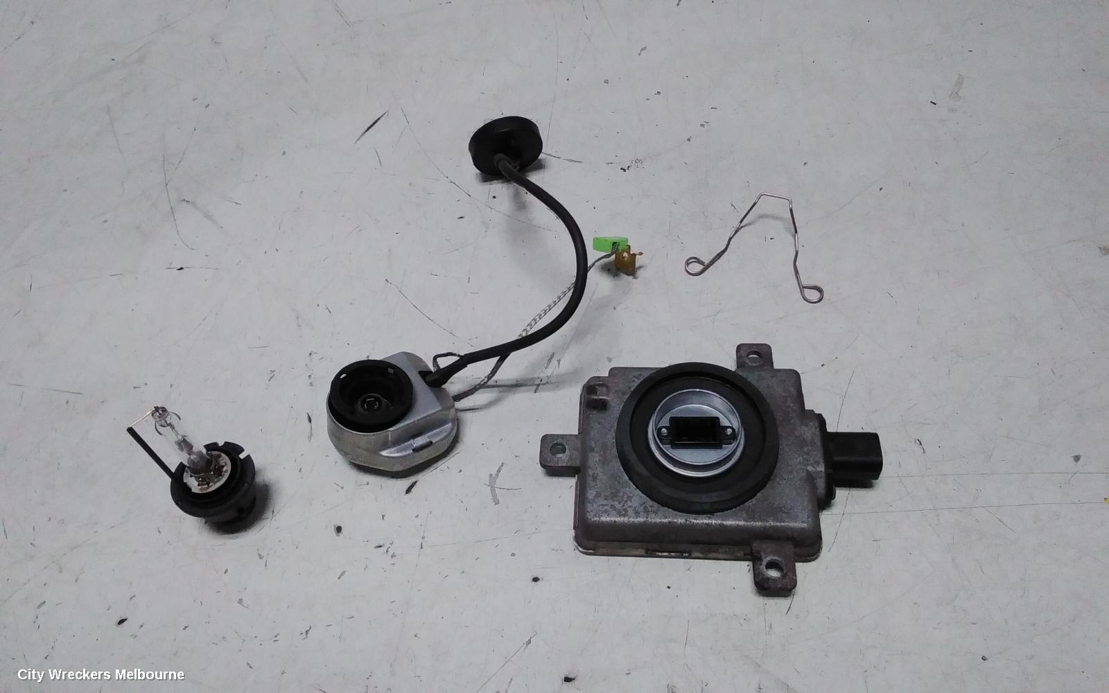 MITSUBISHI PAJERO LEFT HEADLAMP, NS-NT, XENON, EXCEED, 08/2006 - 10/2009