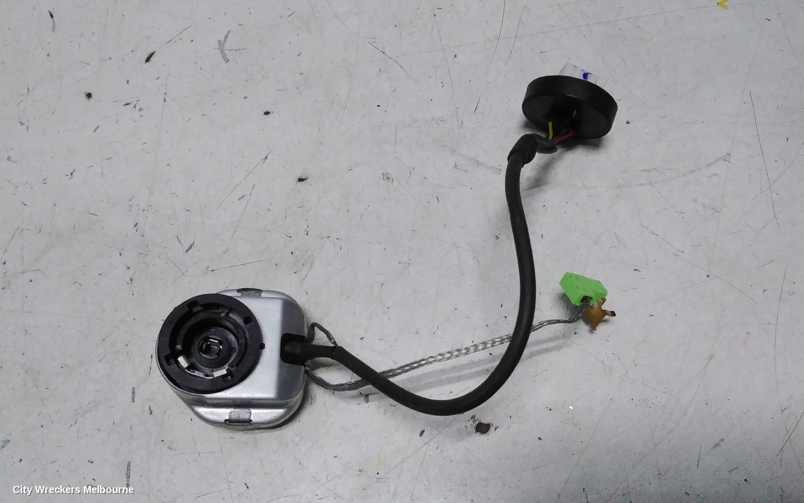 MITSUBISHI PAJERO LEFT HEADLAMP, NS-NT, XENON, EXCEED, 08/2006 - 10/2009