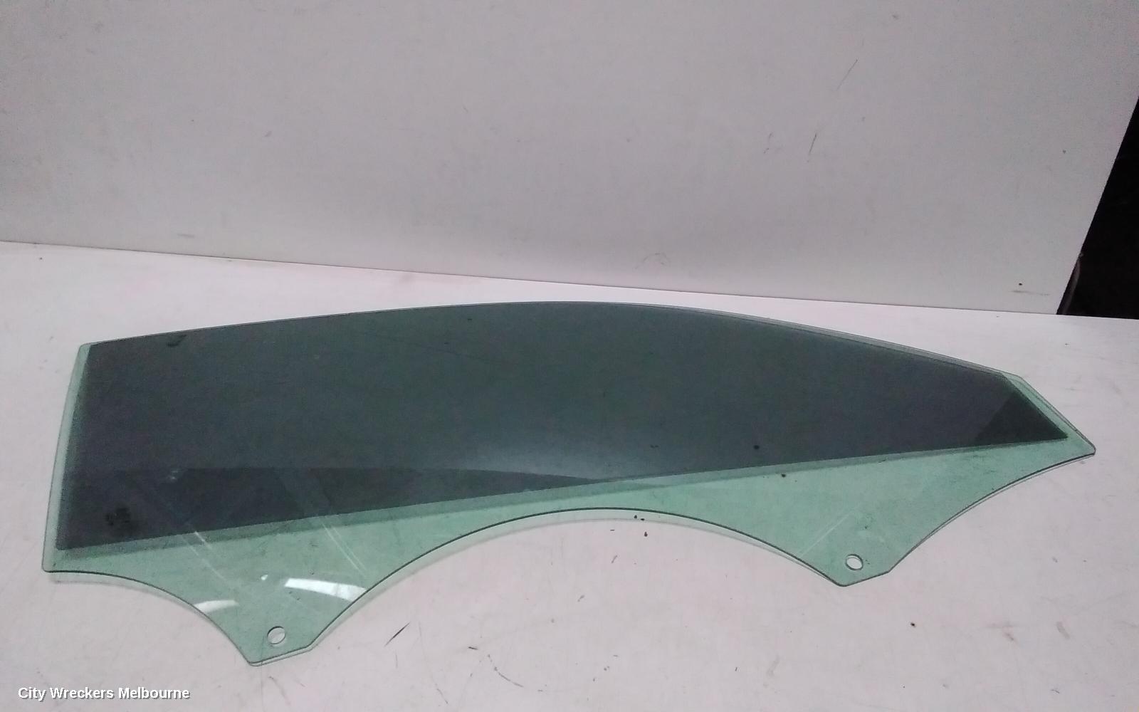 AUDI A1 RIGHT FRONT DOOR WINDOW, 8X, 3DR HATCH, 12/2010 - 05/2013