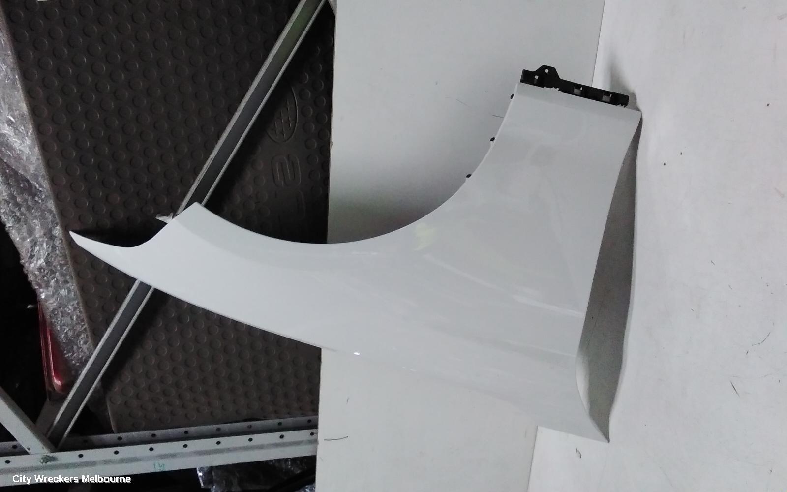BMW 1 SERIES RIGHT GUARD, F20, HATCH, 06/2011 - 05/2019