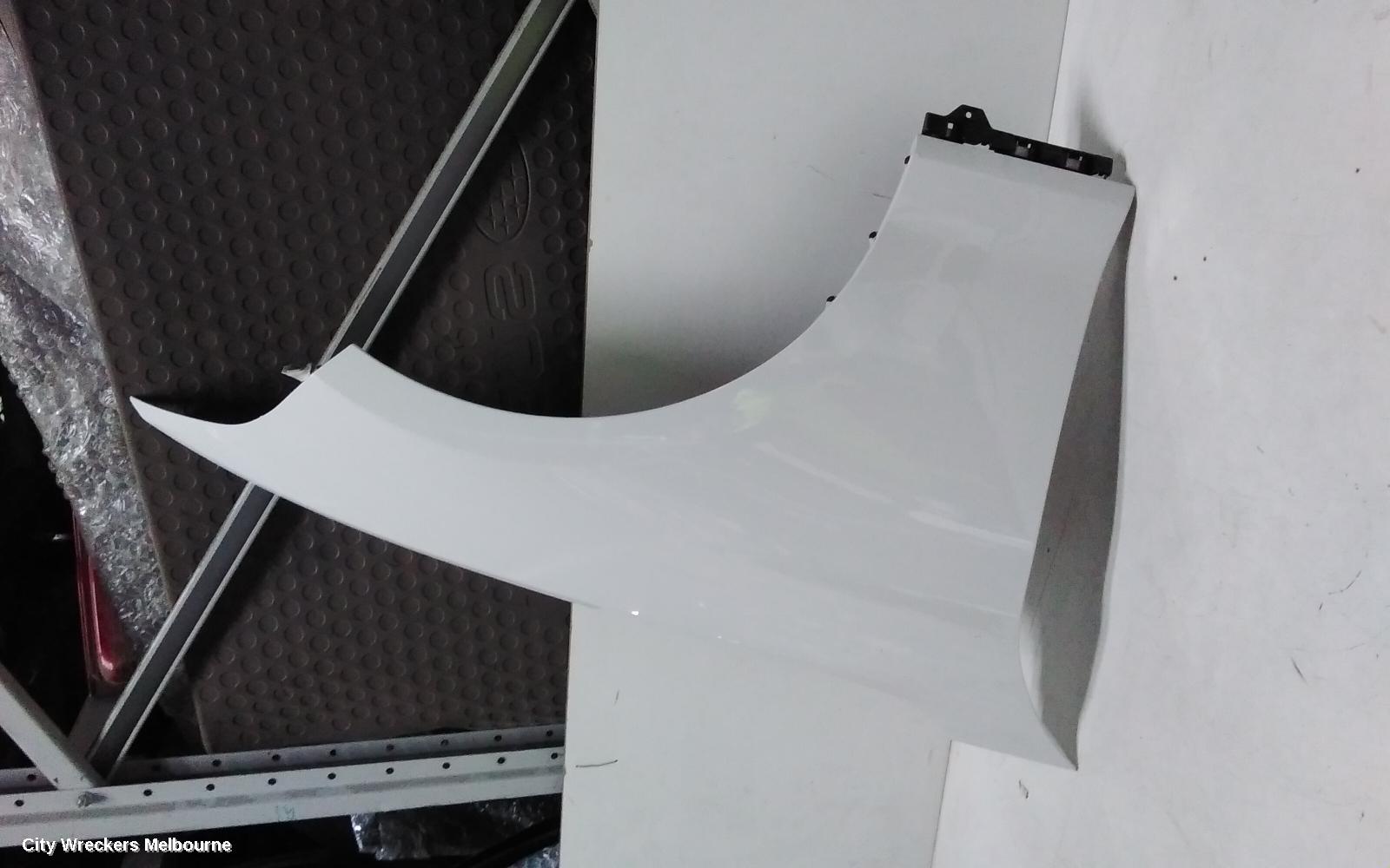BMW 1 SERIES RIGHT GUARD, F20, HATCH, 06/2011 - 05/2019