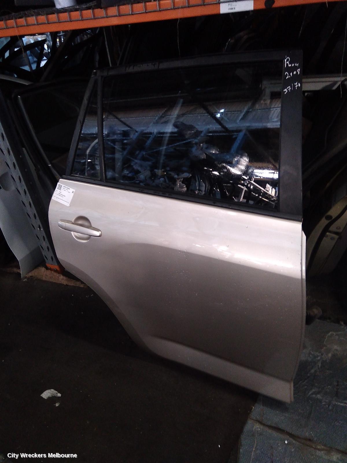TOYOTA RAV4 RIGHT REAR DOOR, ACA33/ACA38, LWB, CV/EDGE, NON FLARE TYPE, 11/2005 - 11/2012