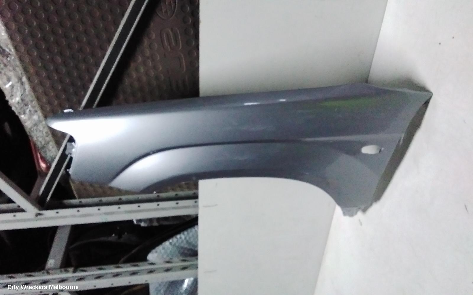 SUBARU FORESTER LEFT GUARD, NON FLARE TYPE, VIN JF2SG, 05/2002 - 05/2005
