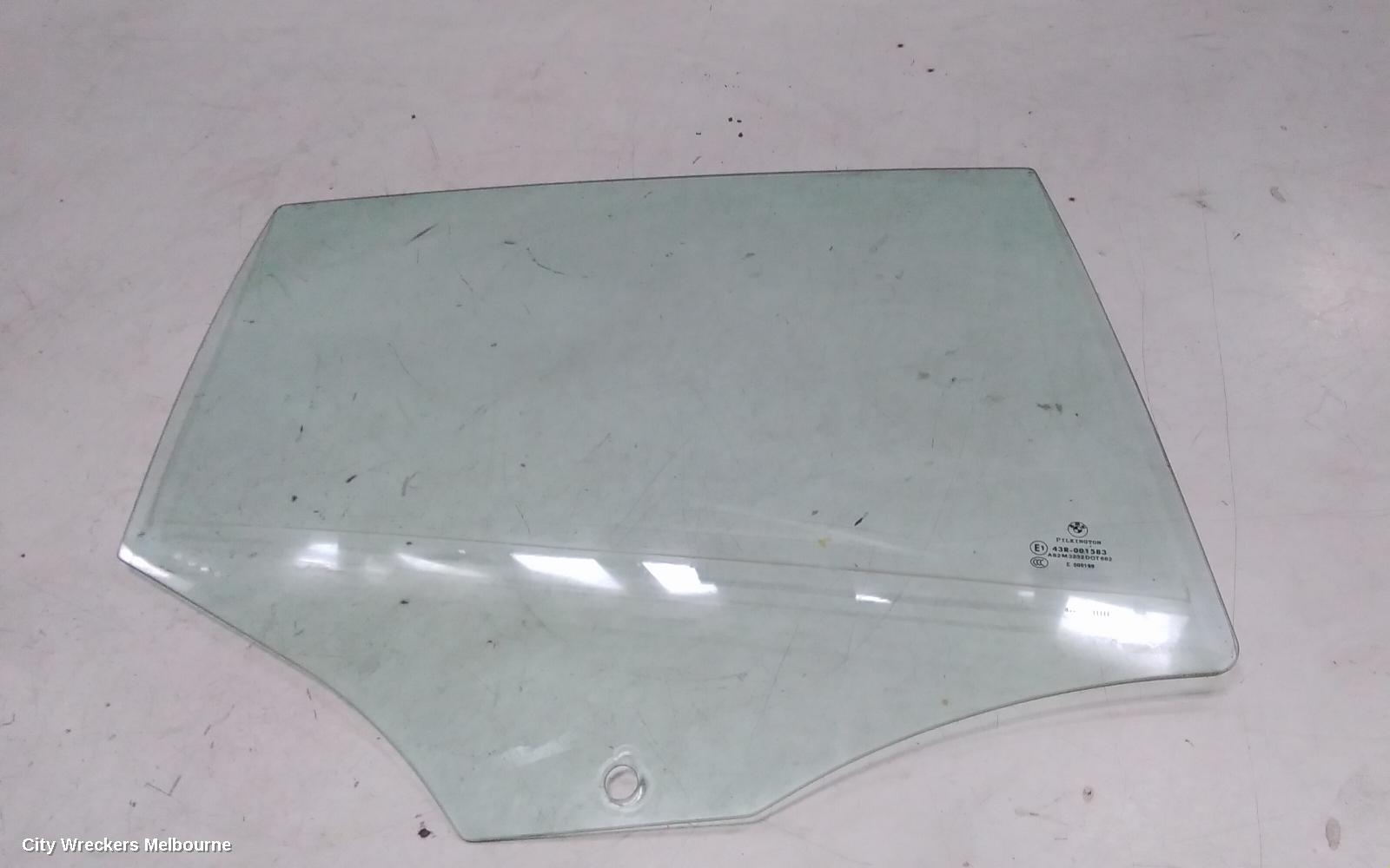 BMW 1 SERIES RIGHT REAR DOOR WINDOW, E87, HATCH, 10/2004 - 12/2011