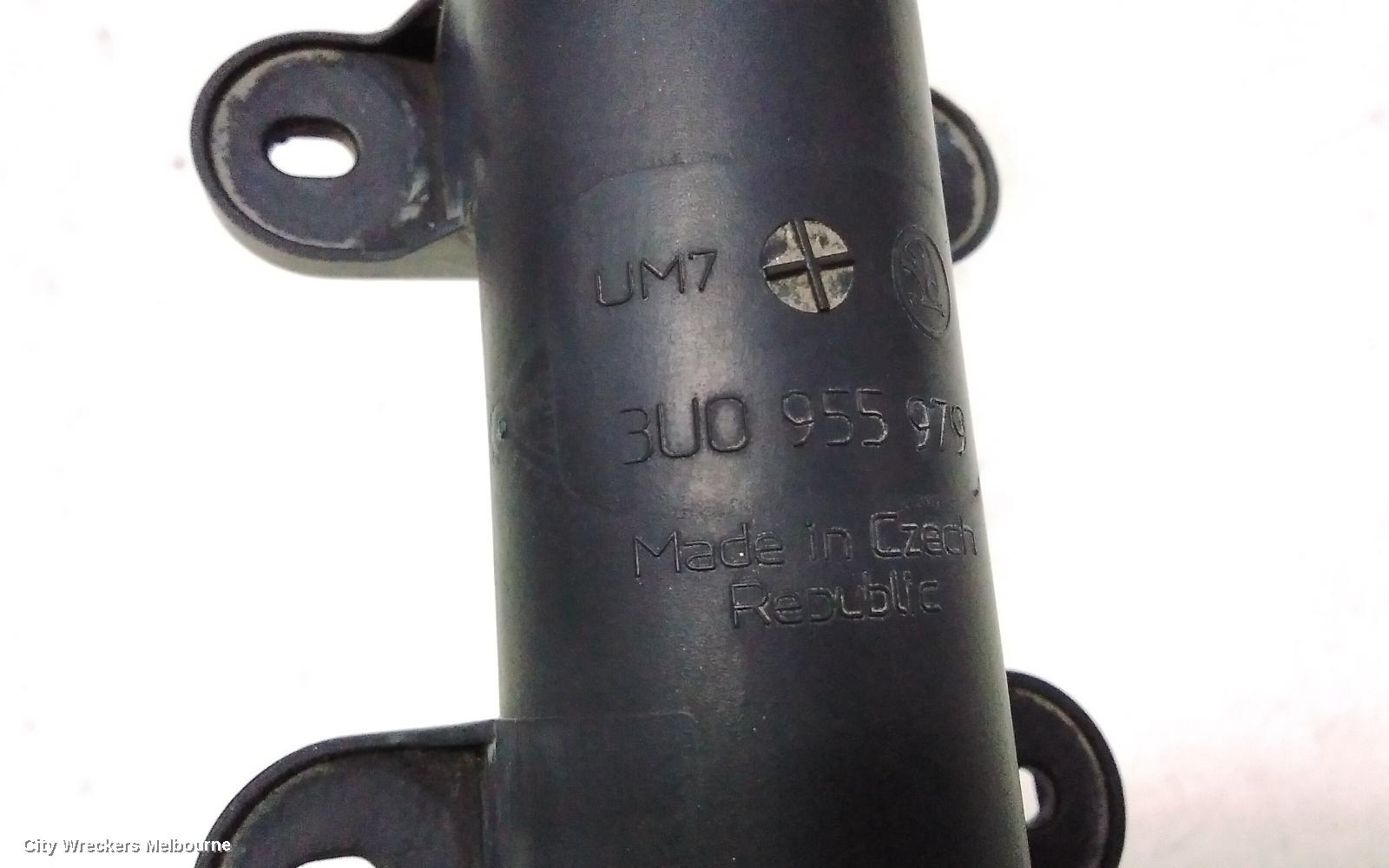 SKODA SUPERB WASHER JET, 3T 03/2009 - 12/2015