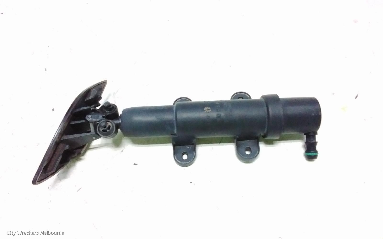 SKODA SUPERB WASHER JET, 3T 03/2009 - 12/2015