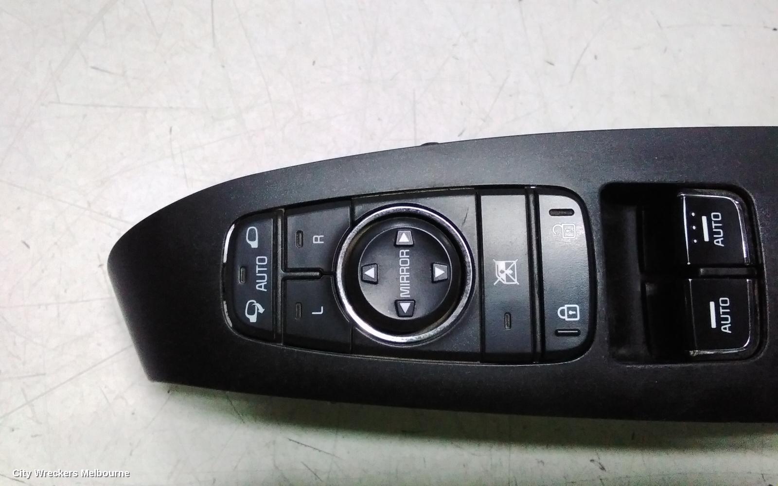 KIA CARNIVAL/GRAND CARNIVAL PWR DR WIND SWITCH, RH FRONT (MASTER SWITCH), W/ AUTO FOLD MIRROR SWITCH, AUTO TYPE (ALL WINDOWS), YP, 12/2014 - 10/2020