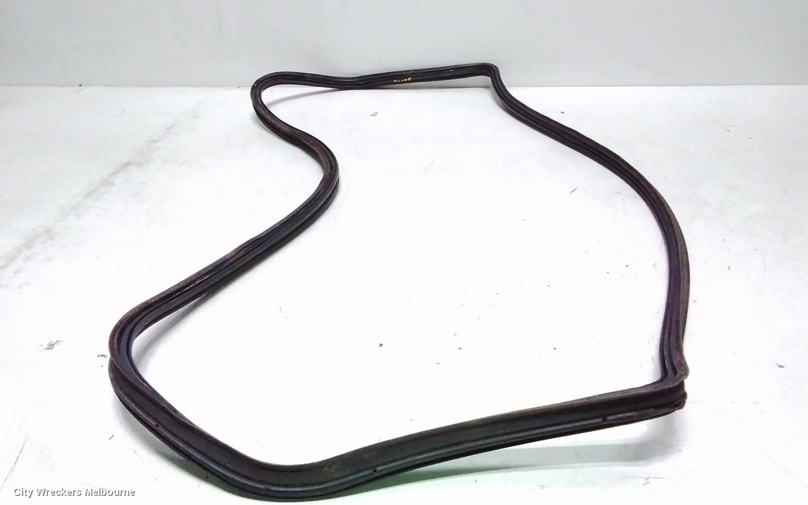 HONDA ACCORD SEAL, TAILGATE RUBBER SEAL : 145991