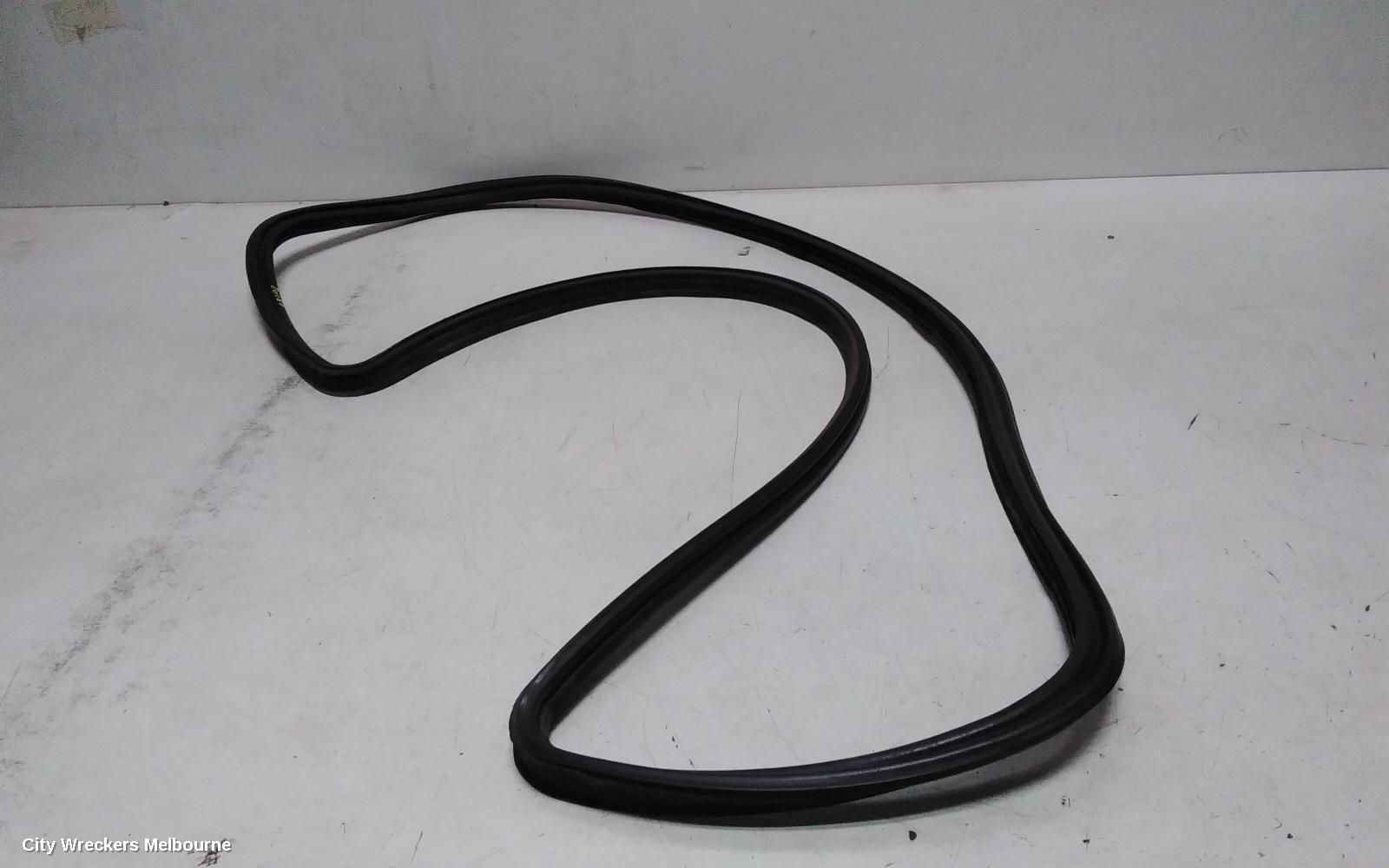 HONDA ACCORD SEAL, TAILGATE RUBBER SEAL : 145991