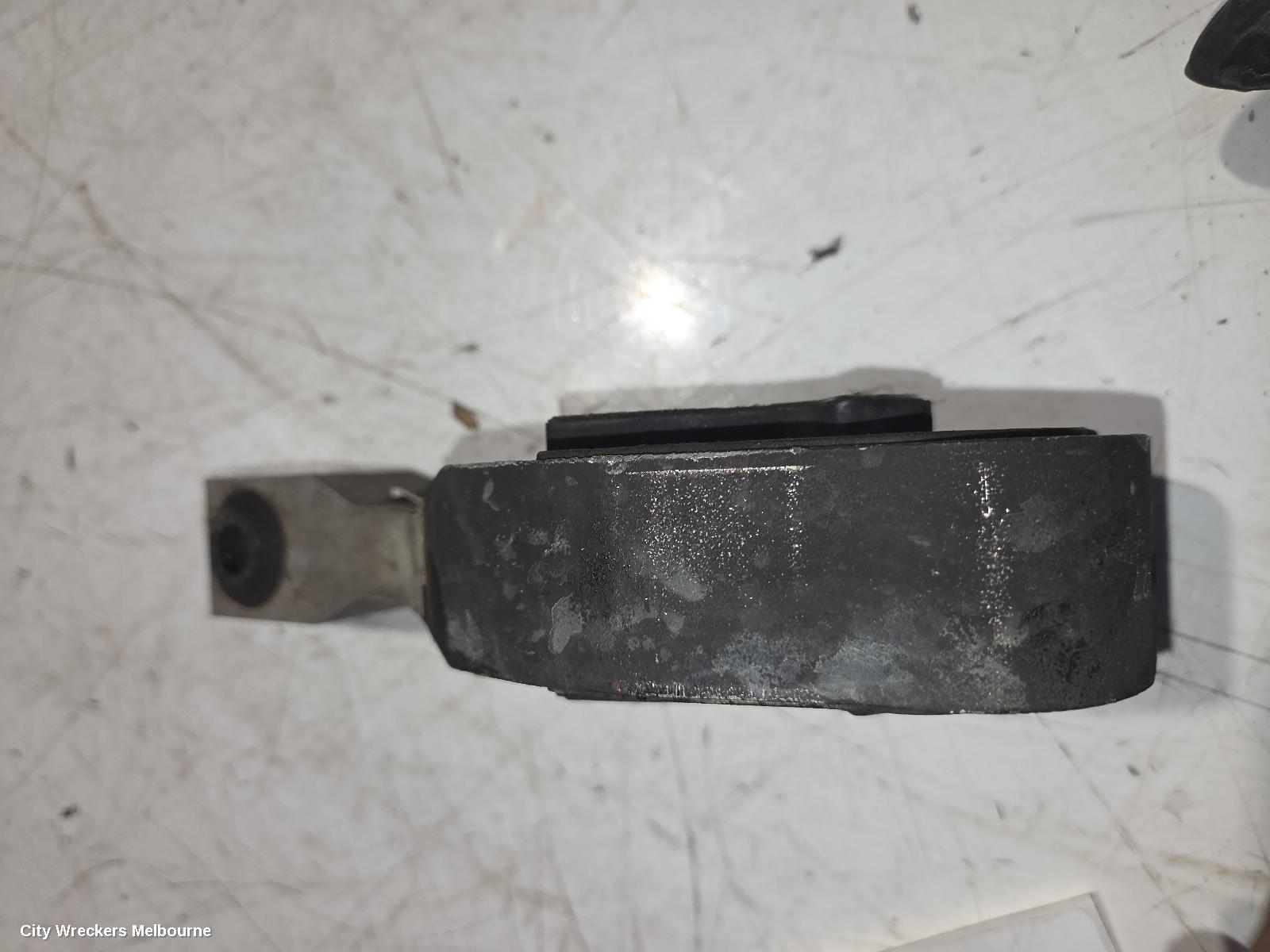 PEUGEOT 3008 MOUNT, P64, 06/2024 ONWARDS