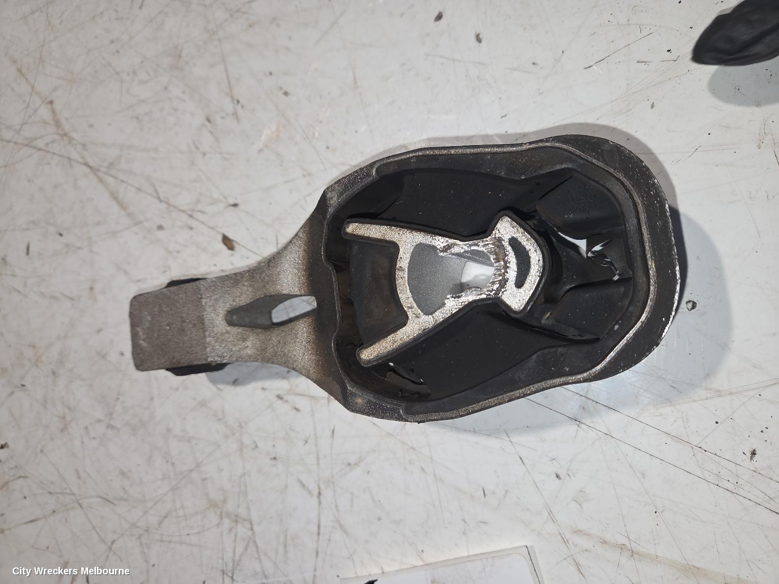 PEUGEOT 3008 MOUNT, P64, 06/2024 ONWARDS