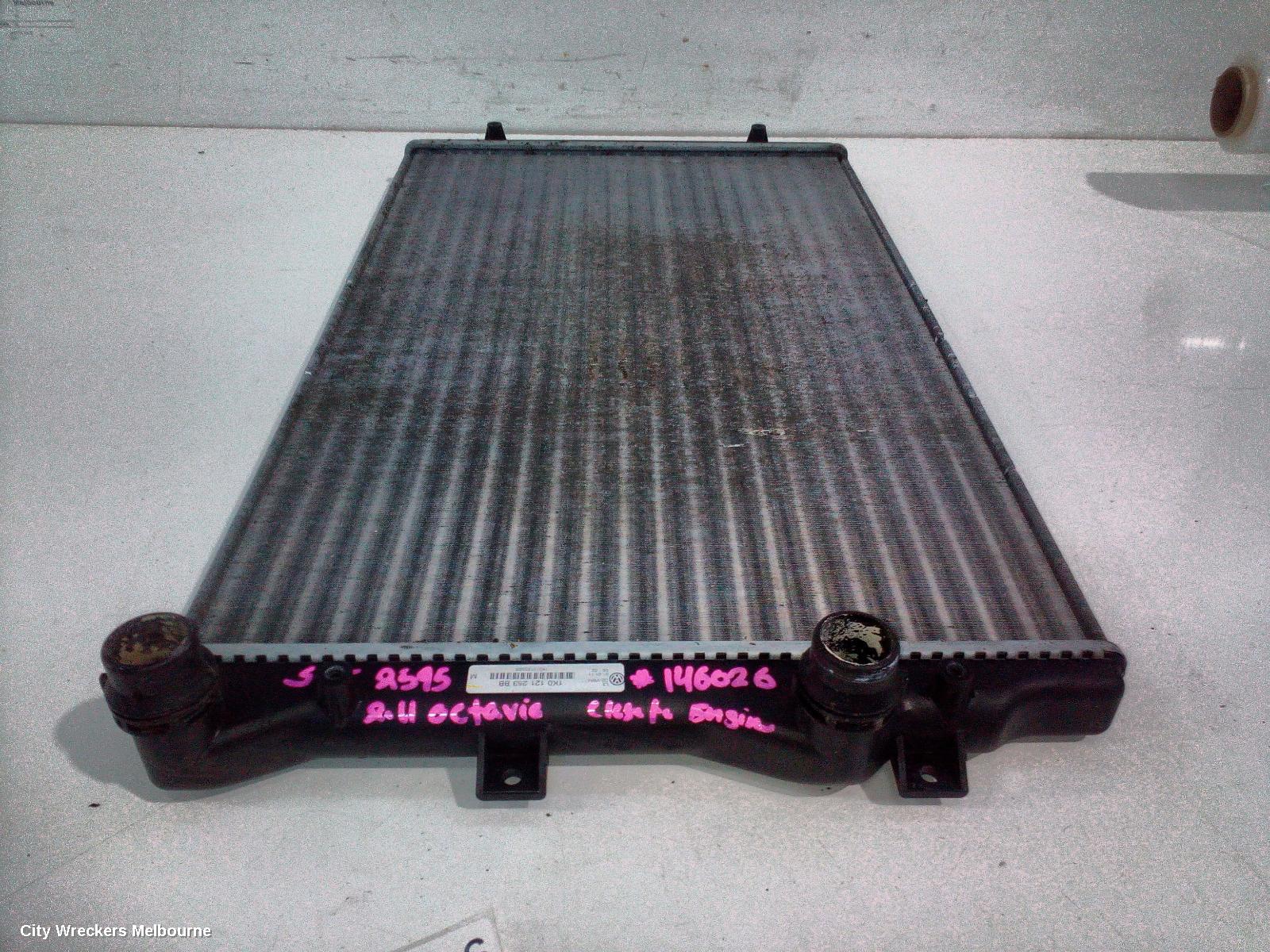 SKODA OCTAVIA RADIATOR, PRIMARY RADIATOR (CLOSEST TO ENGINE), PETROL, 1.4, TURBO, 1Z, CAXA CODE, 08/2010 - 10/2013