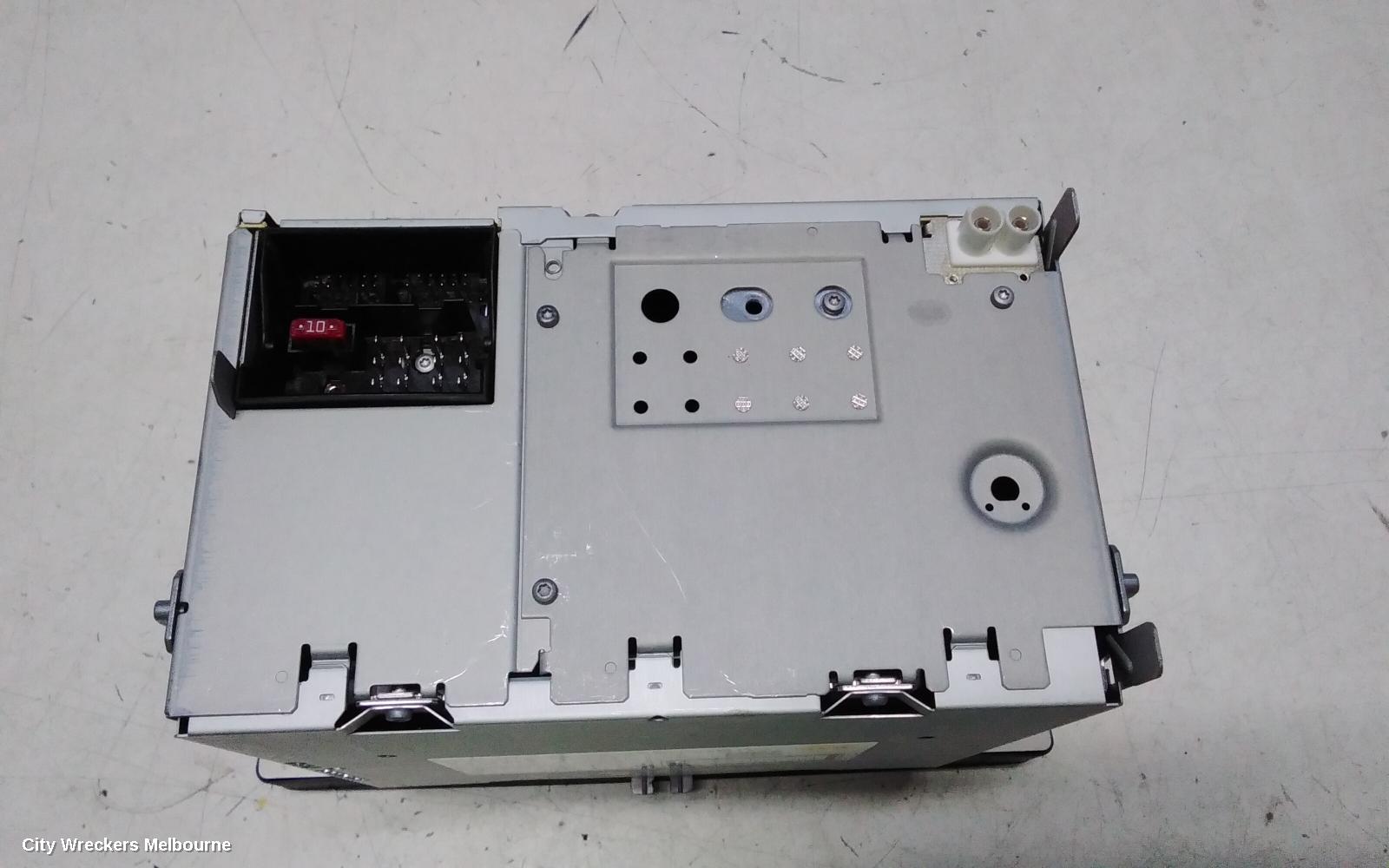 SKODA OCTAVIA RADIO/CD/DVD/SAT/TV, SINGLE DISC CD PLAYER (SWING), 1Z, 05/2009 - 10/2013