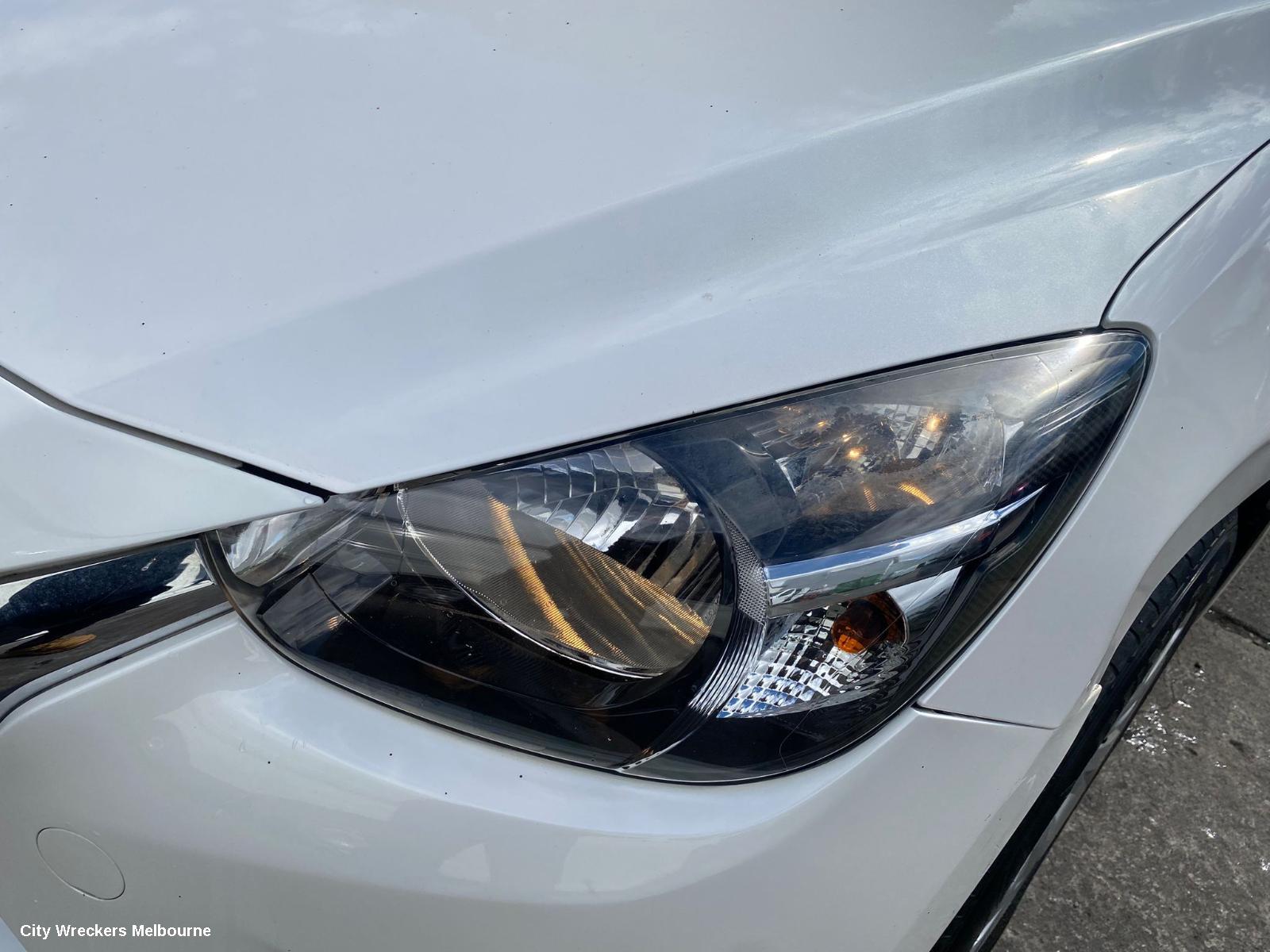 MAZDA 2 RIGHT TAILLIGHT, DJ, HATCH, HALOGEN TYPE, 09/2014 ONWARDS