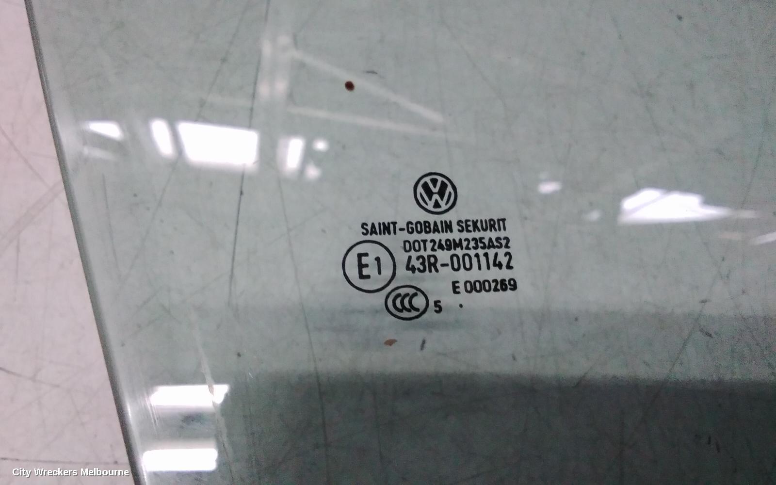 VOLKSWAGEN POLO RIGHT FRONT DOOR WINDOW, 9N, 5DR, 07/2002 - 04/2010