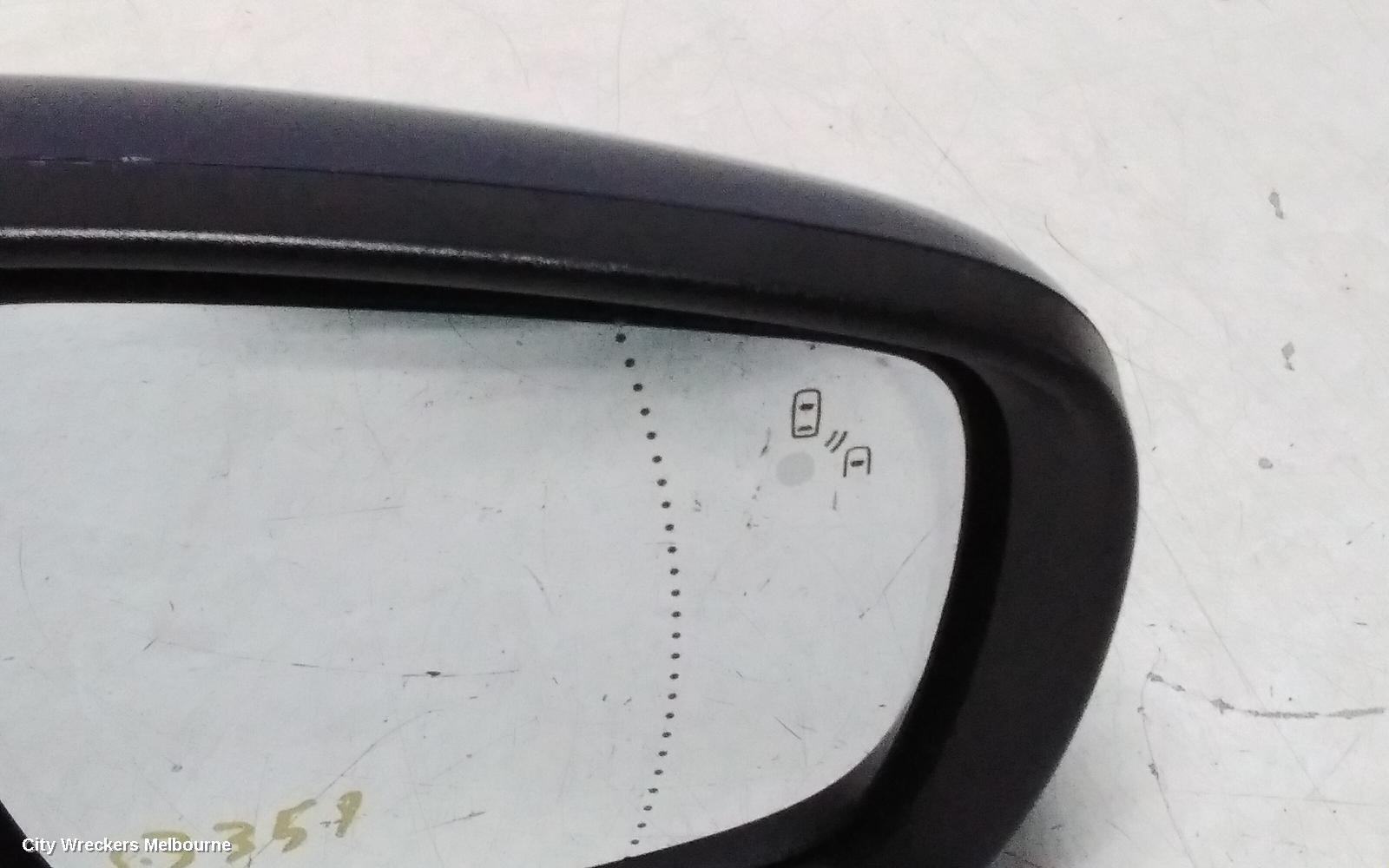 RENAULT KALEOS RIGHT DOOR MIRROR, XZG, W/ POWER FOLD, BLIND SPOT TYPE, 05/2016 - 05/2019
