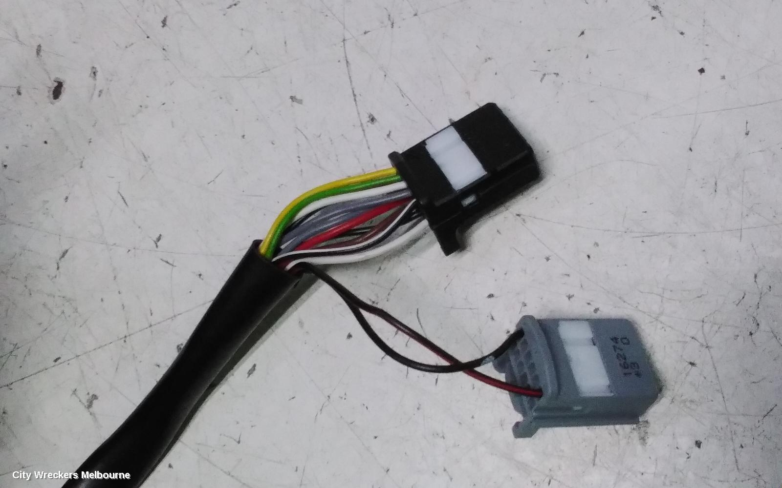 RENAULT KALEOS RIGHT DOOR MIRROR, XZG, W/ POWER FOLD, BLIND SPOT TYPE, 05/2016 - 05/2019