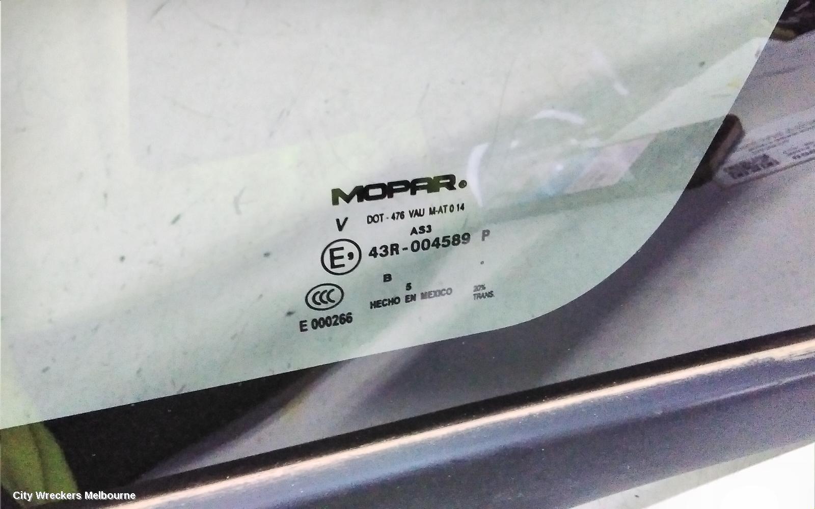 FIAT FREEMONT RIGHT REAR SIDE GLASS, JF, 04/2013 - 01/2017