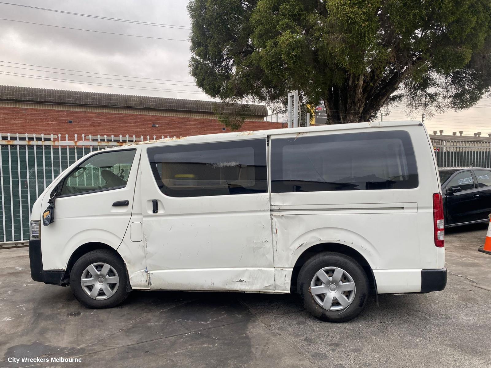 TOYOTA HIACE REAR BUMPER, TRH/KDH, FILLER PANEL (RH SIDE), 03/2005 - 04/2019