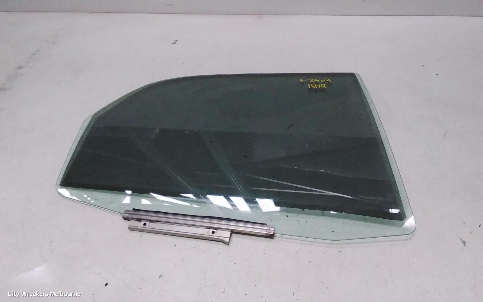 SUZUKI SX4 RIGHT REAR DOOR WINDOW, HATCH, 01/2007 ONWARDS 01/2014