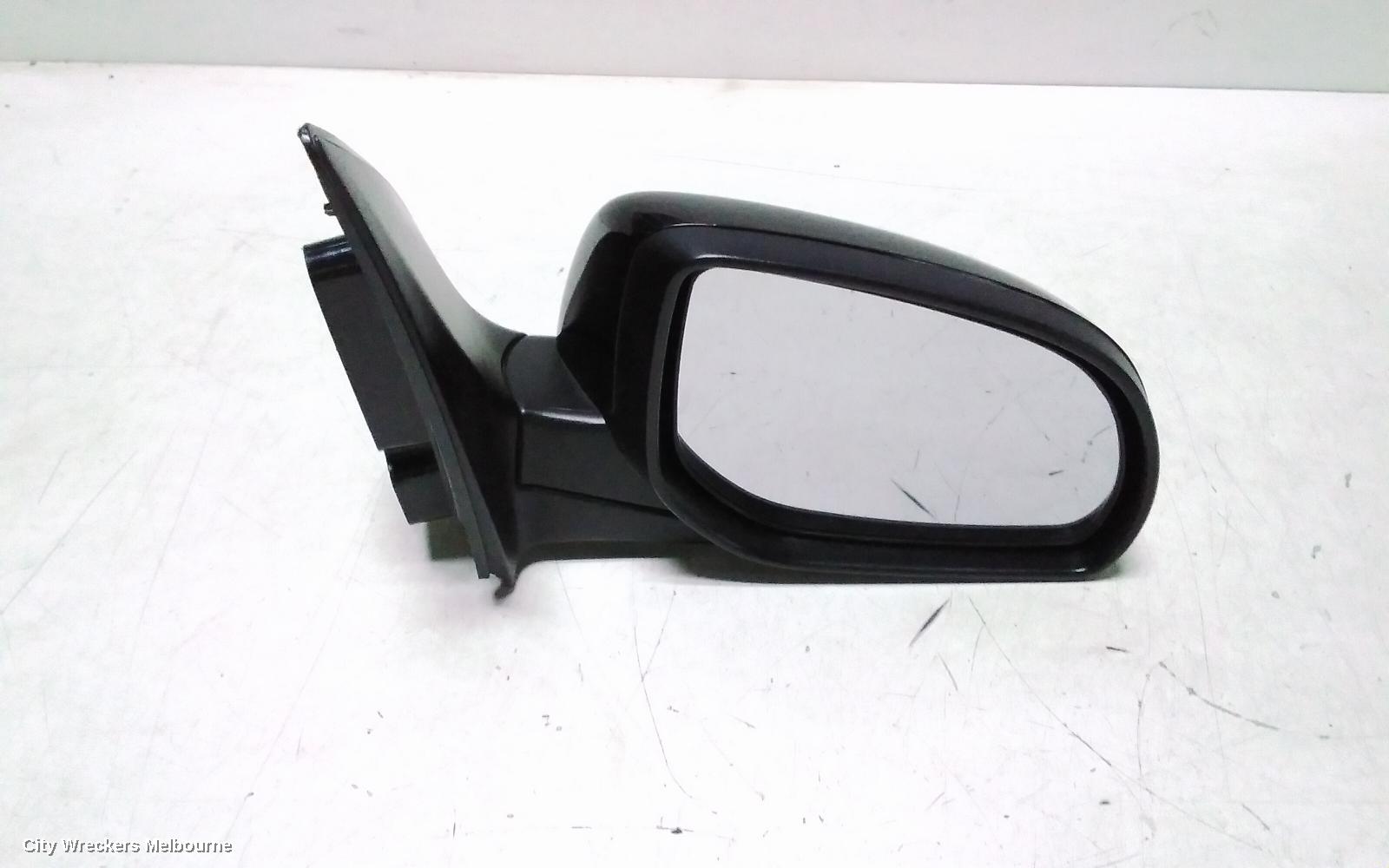 HYUNDAI I20 RIGHT DOOR MIRROR, PB, POWER FOLDING, NON FLASHER TYPE, 04/2010 - 12/2015