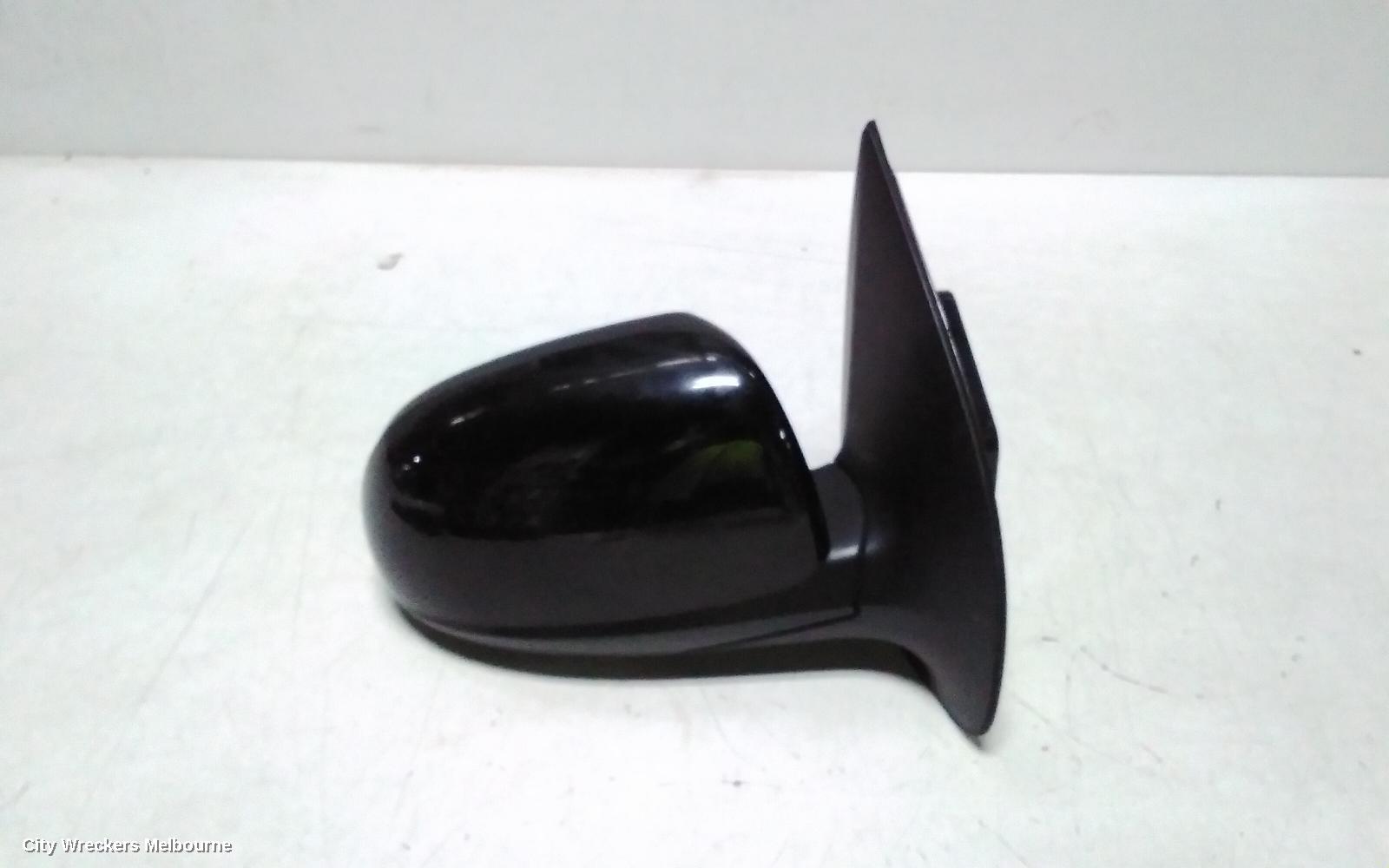 HYUNDAI I20 RIGHT DOOR MIRROR, PB, POWER FOLDING, NON FLASHER TYPE, 04/2010 - 12/2015