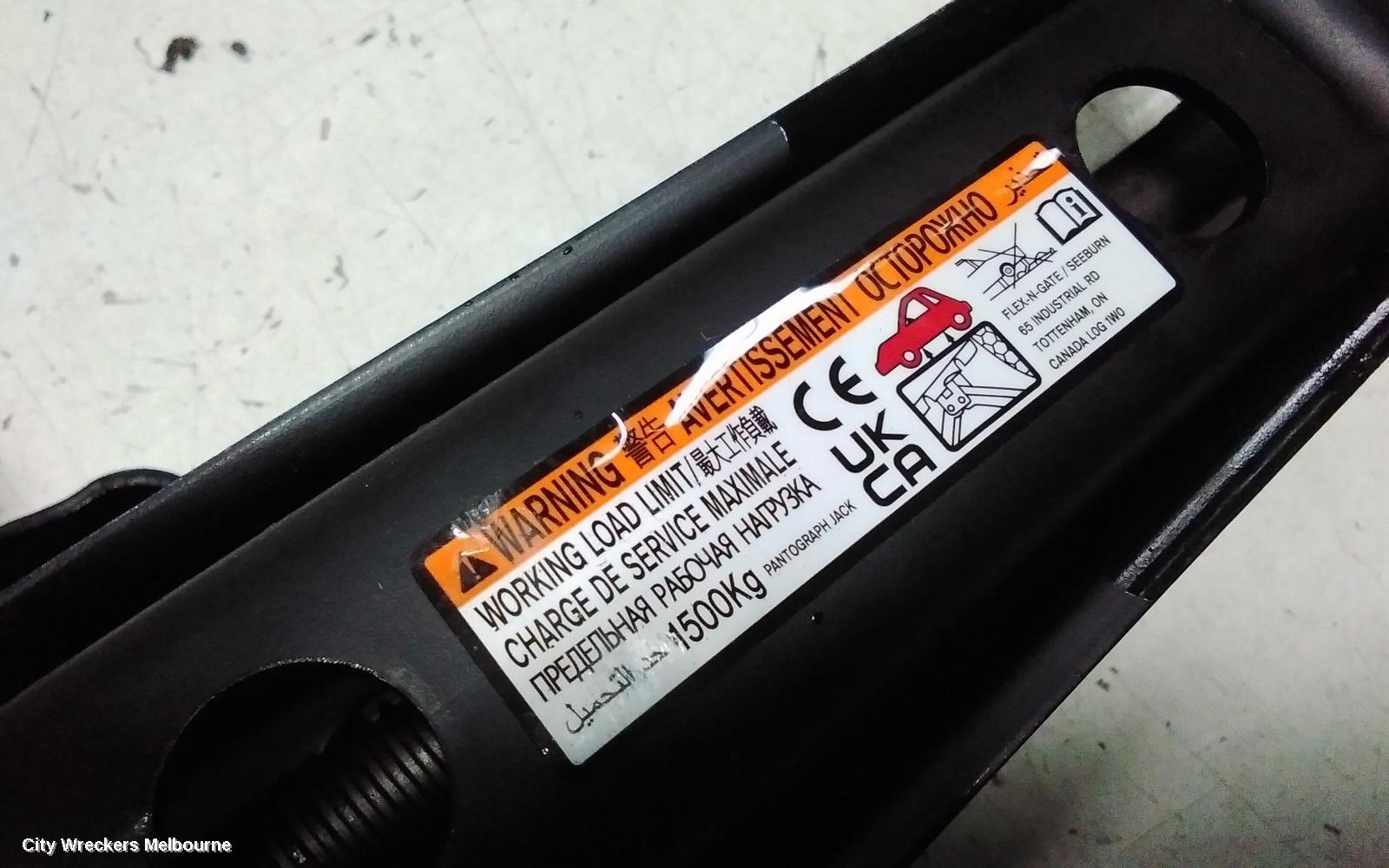 TOYOTA KLUGER JACK/TOOL KIT, XU70 SERIES, 03/2021 ONWARDS