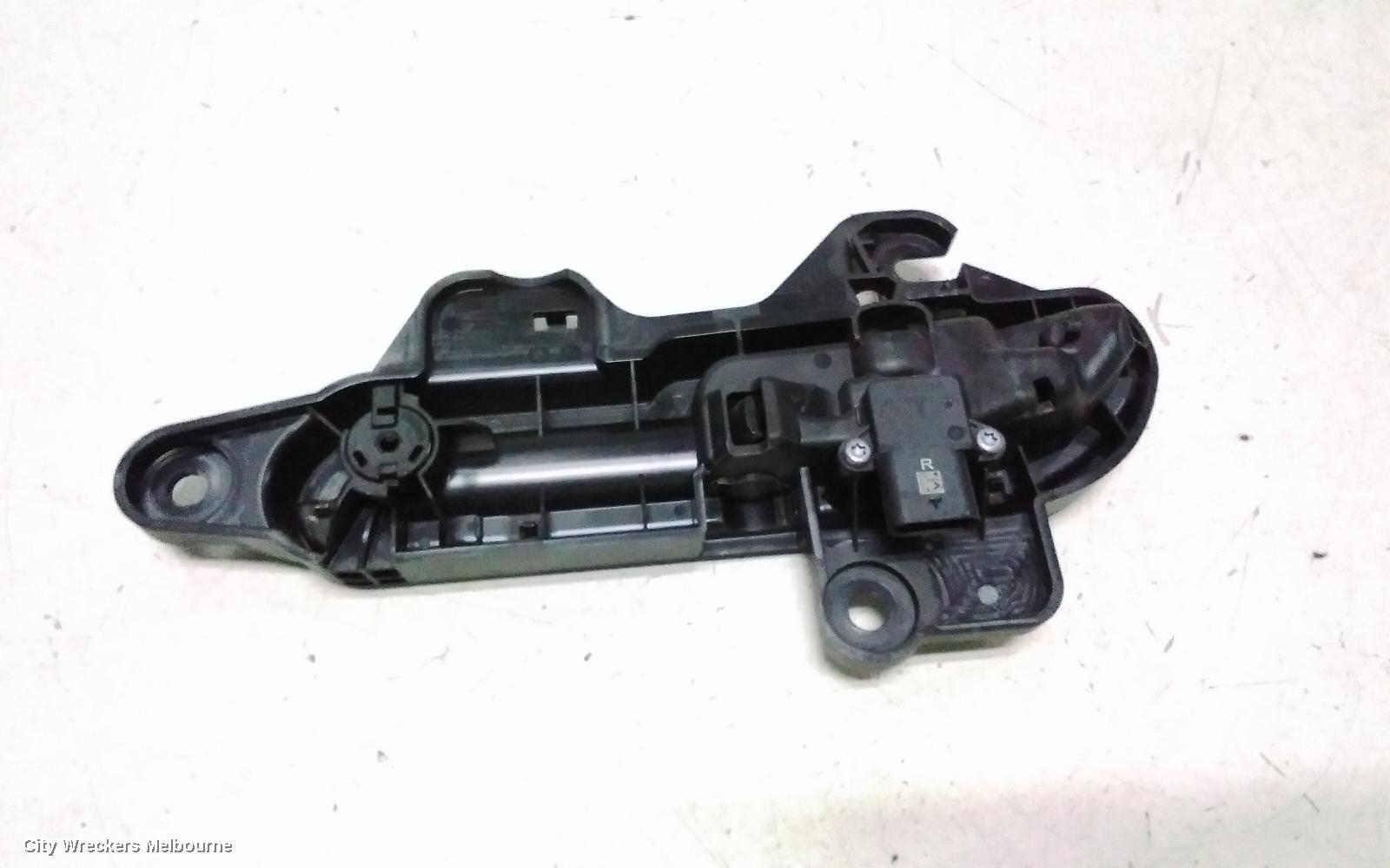 TESLA MODEL Y DOOR HANDLE, 1ST GEN, OUTER, RH REAR, GLOSS BLACK, 03/2022 ONWARDS