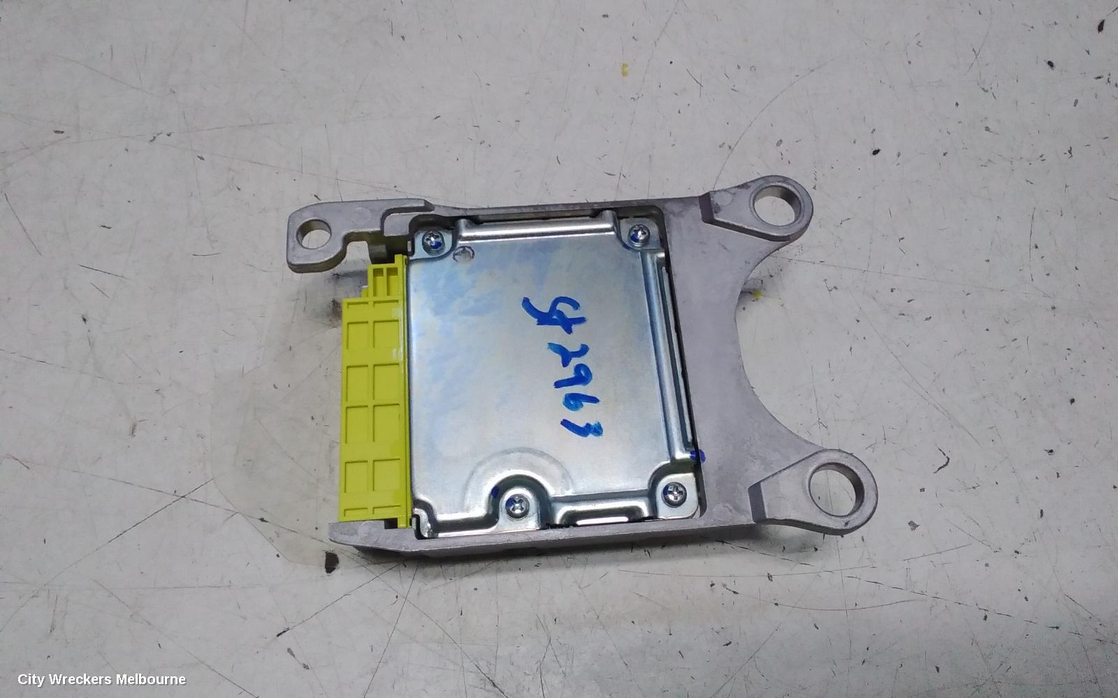 TOYOTA HIACE AIRBAG MODULE/SENSOR, MODULE, LWB/SWB TYPE, TRH/KDH, 01/2005 ONWARDS