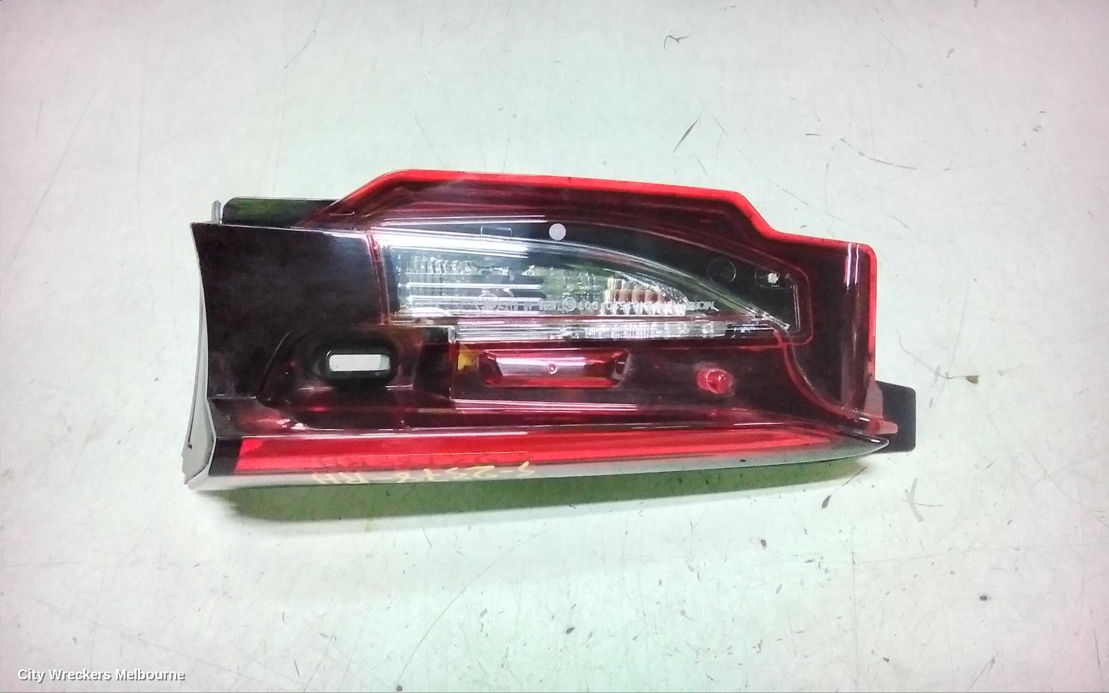 MAZDA CX8 REAR GARNISH, TAILGATE LAMP (RH SIDE), KG, 05/2018 - 10/2022