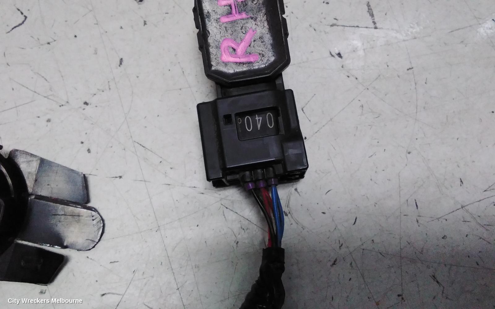 TOYOTA CAMRY, XV70, 09/2017 - 05/2024, REAR PARKING SENSOR : 146495