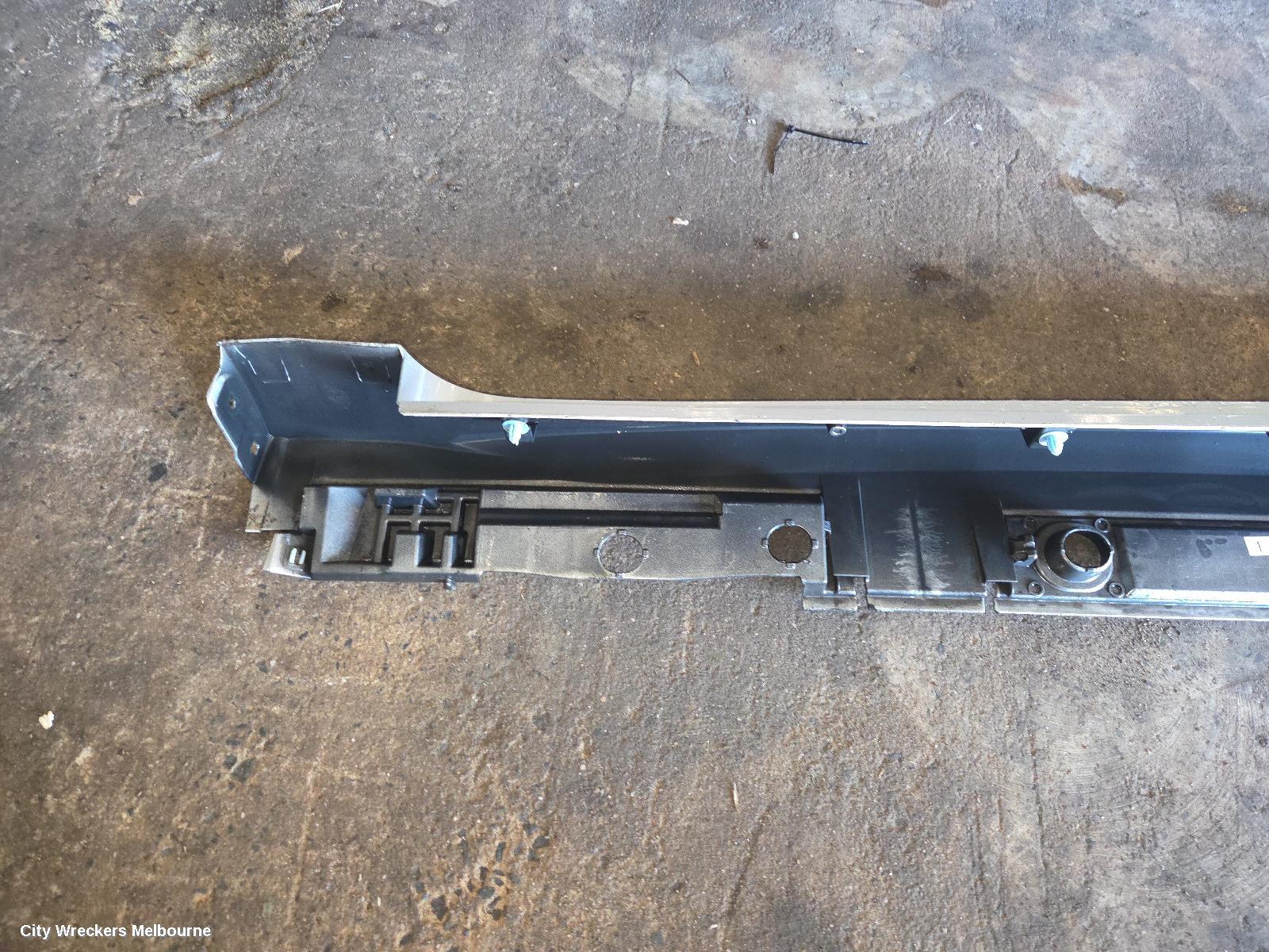 TOYOTA COROLLA SIDE STEP/SKIRT, RH SIDE, HATCH, E210, 07/2018 ONWARDS