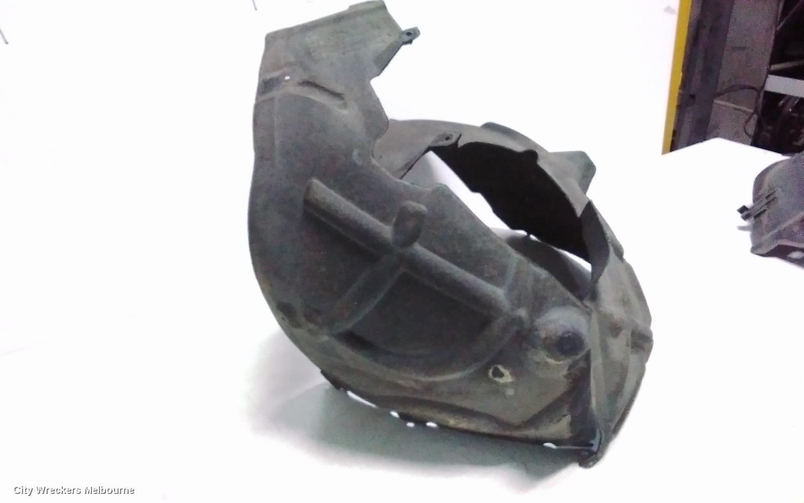 VOLKSWAGEN TOUAREG LEFT GUARD LINER, 7P, 12/2010 - 04/2018