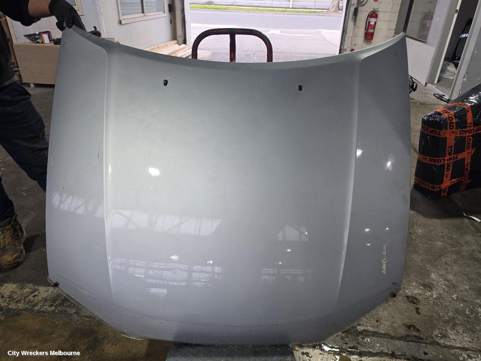 TOYOTA CAMRY BONNET, SK20, W/ BONNET STRUT, 08/1997 - 08/2002