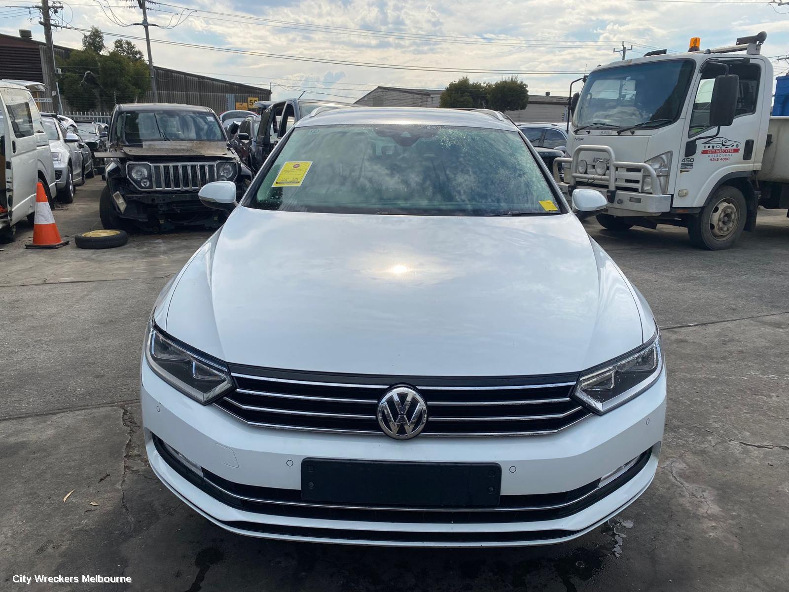 VOLKSWAGEN PASSAT LEFT HEADLAMP, B8/MK7, HALOGEN TYPE, 06/2015 - 10/2019