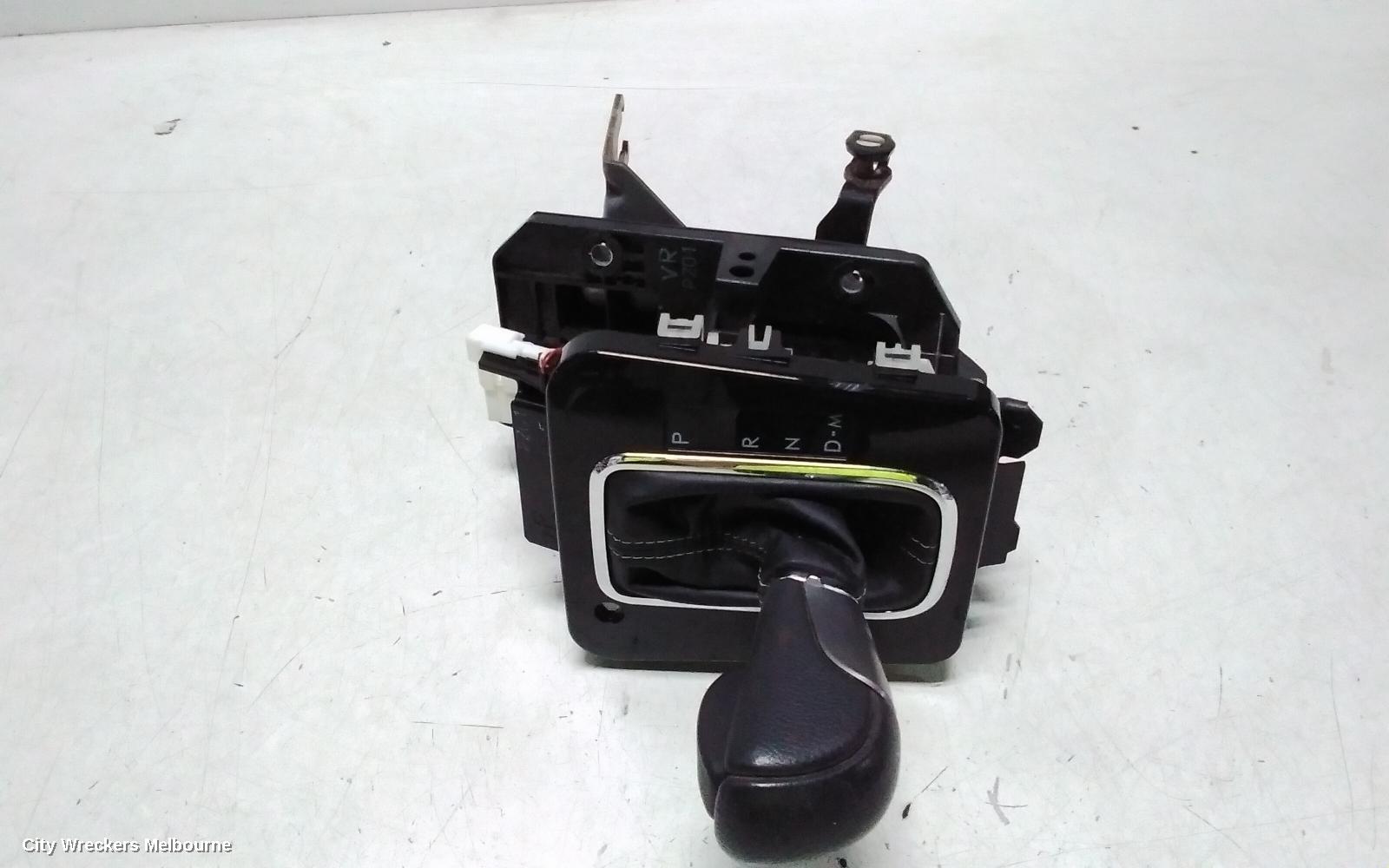 SUBARU LEVORG GEAR STICK/SHIFTER, V1, 05/2016 - 12/2020