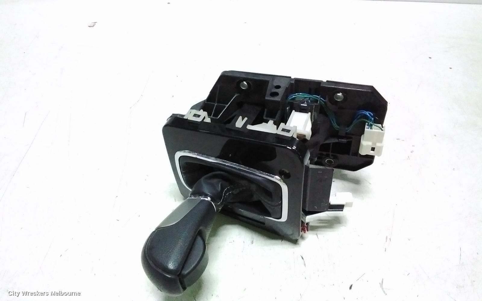 SUBARU LEVORG GEAR STICK/SHIFTER, V1, 05/2016 - 12/2020