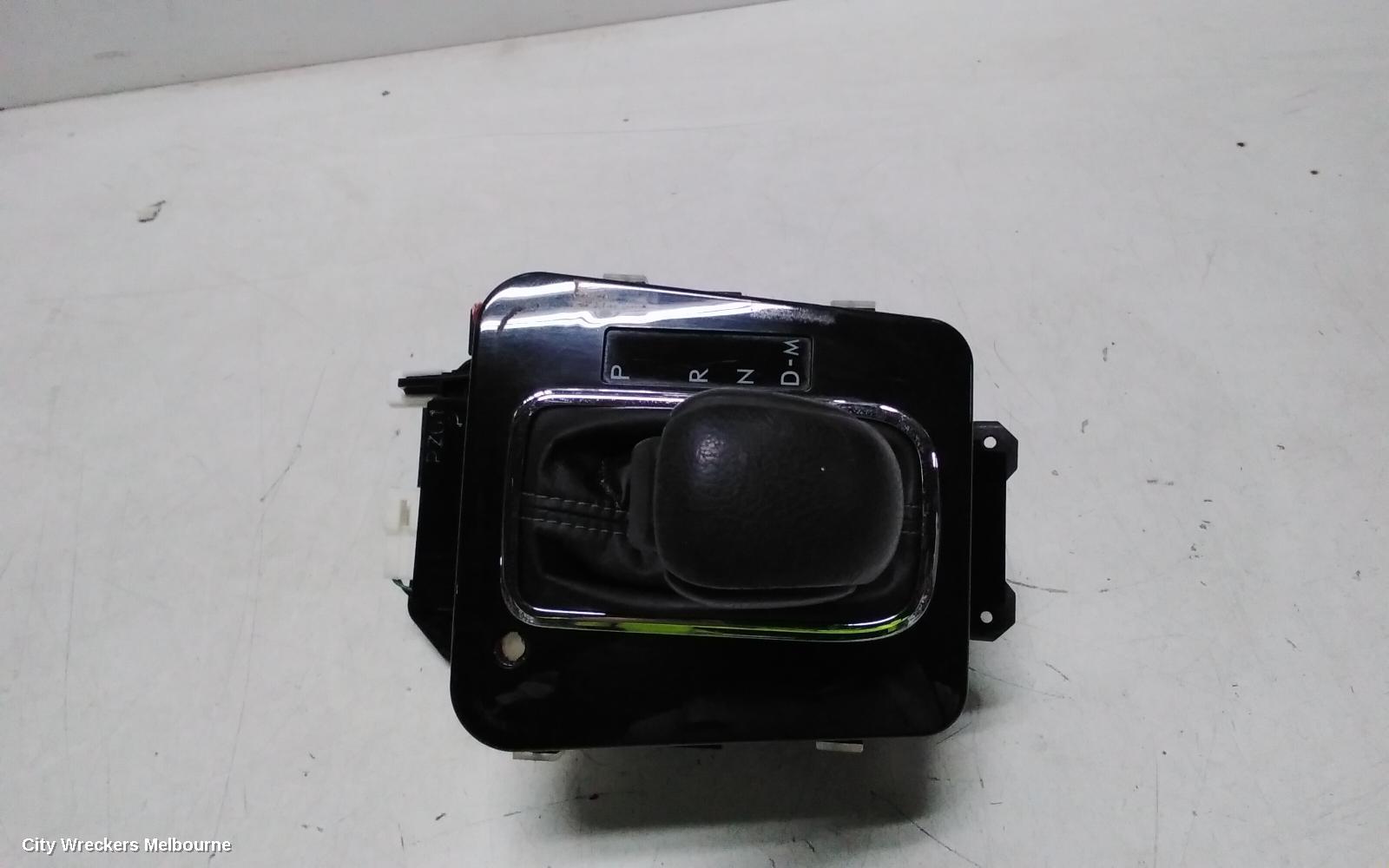 SUBARU LEVORG GEAR STICK/SHIFTER, V1, 05/2016 - 12/2020