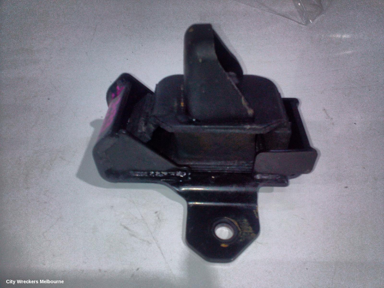ISUZU DMAX MOUNT, RG, 07/2020 ONWARDS