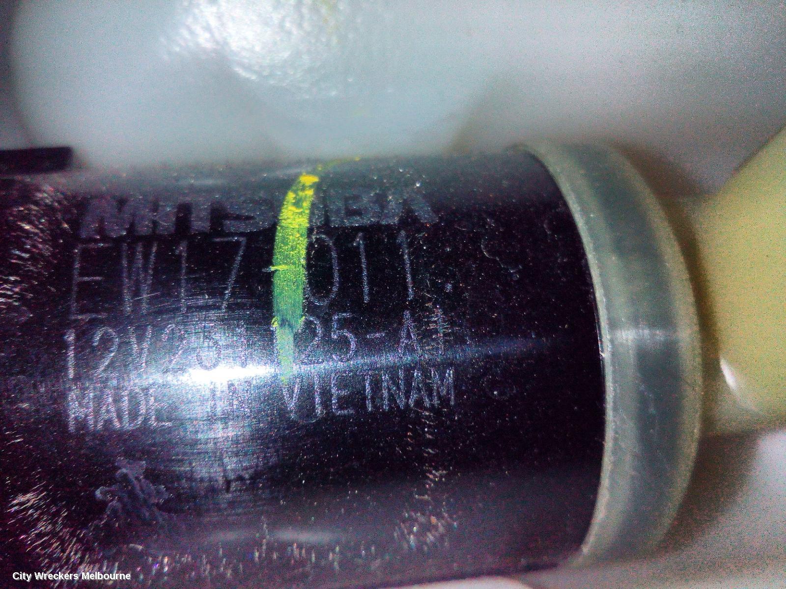 ISUZU DMAX WASHER BOTTLE, RG, 07/2020 ONWARDS