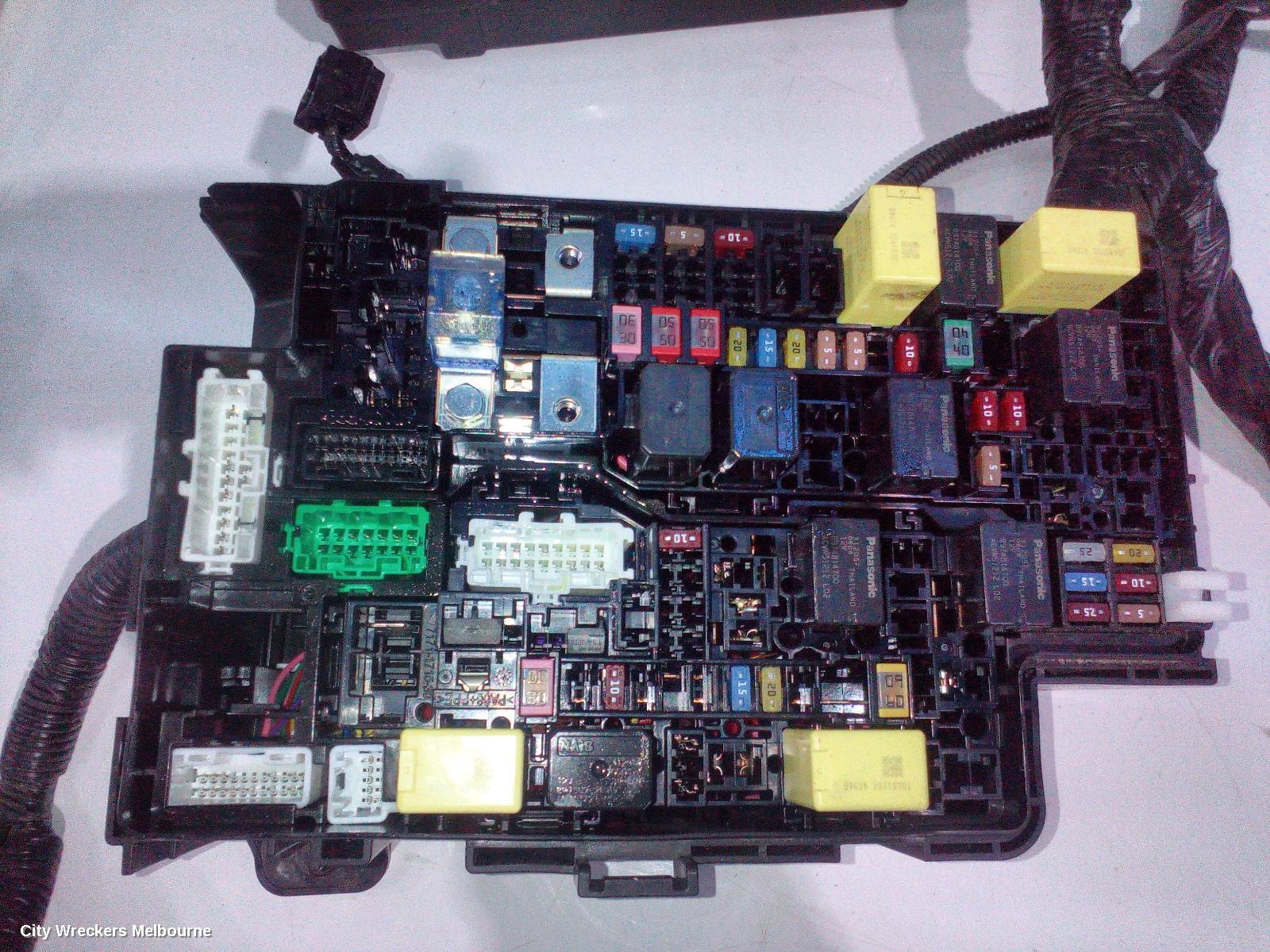 ISUZU DMAX FUSE BOX, ENGINE BAY, RG, 07/2020 ONWARDS