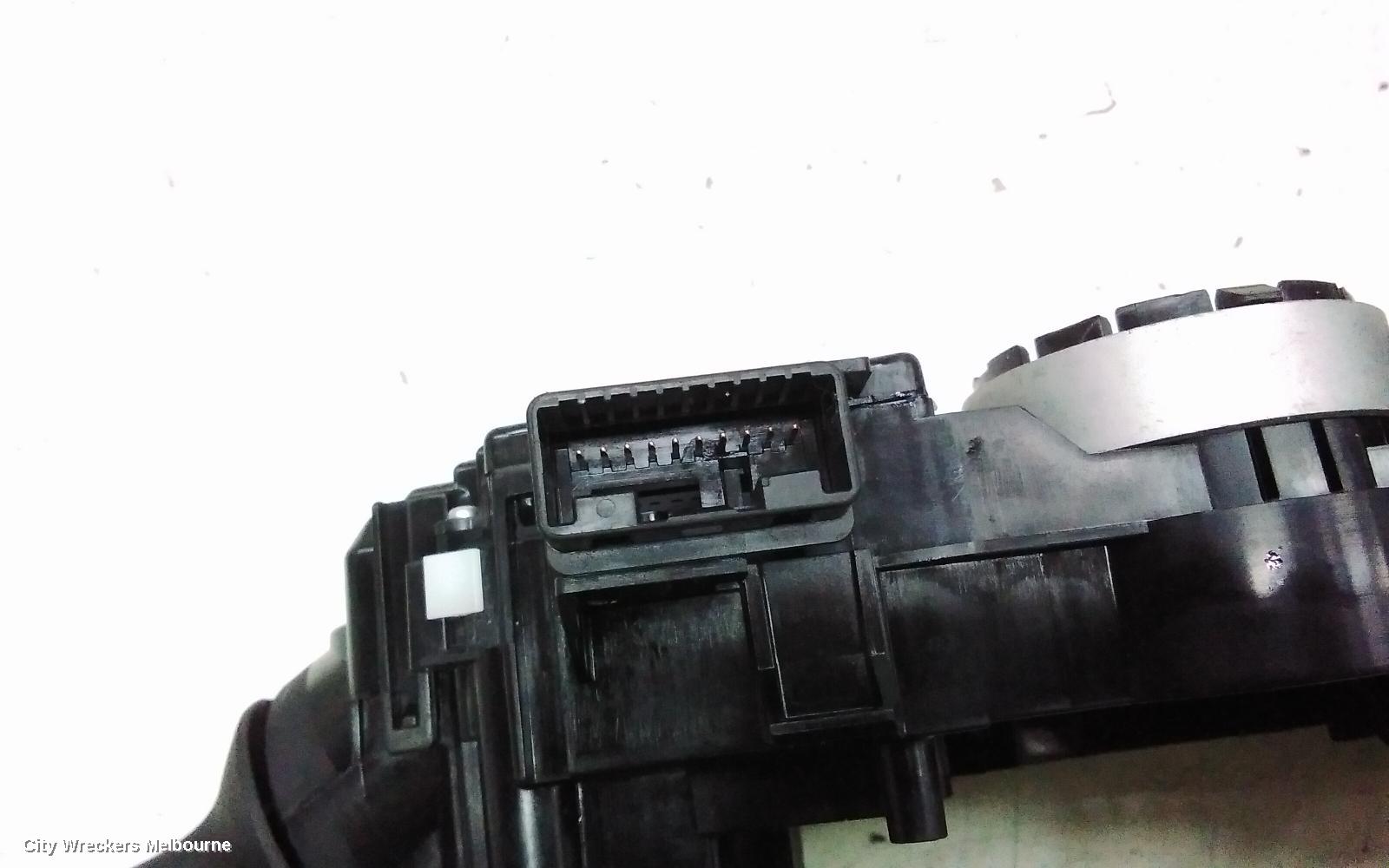 ISUZU DMAX COMBINATION SWITCH, RG, COMBINATION SWITCH ASSY (FLASHER AND WIPER), NON FOGLAMP TYPE, 07/2020 ONWARDS