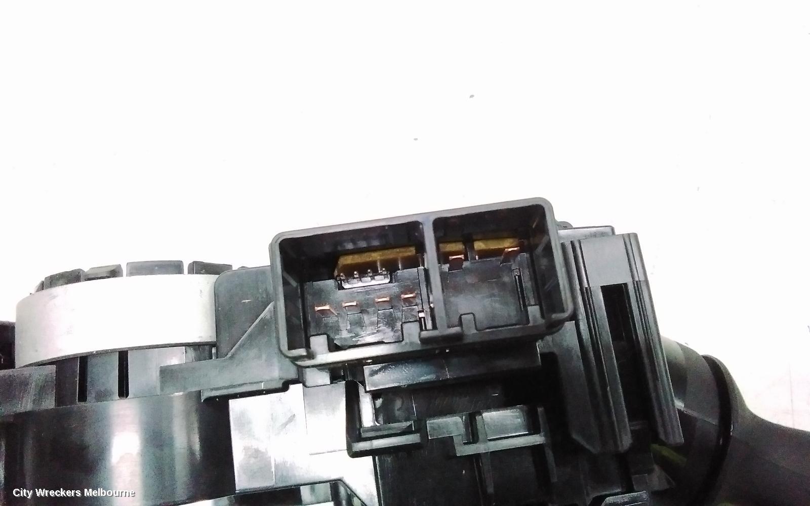 ISUZU DMAX COMBINATION SWITCH, RG, COMBINATION SWITCH ASSY (FLASHER AND WIPER), NON FOGLAMP TYPE, 07/2020 ONWARDS