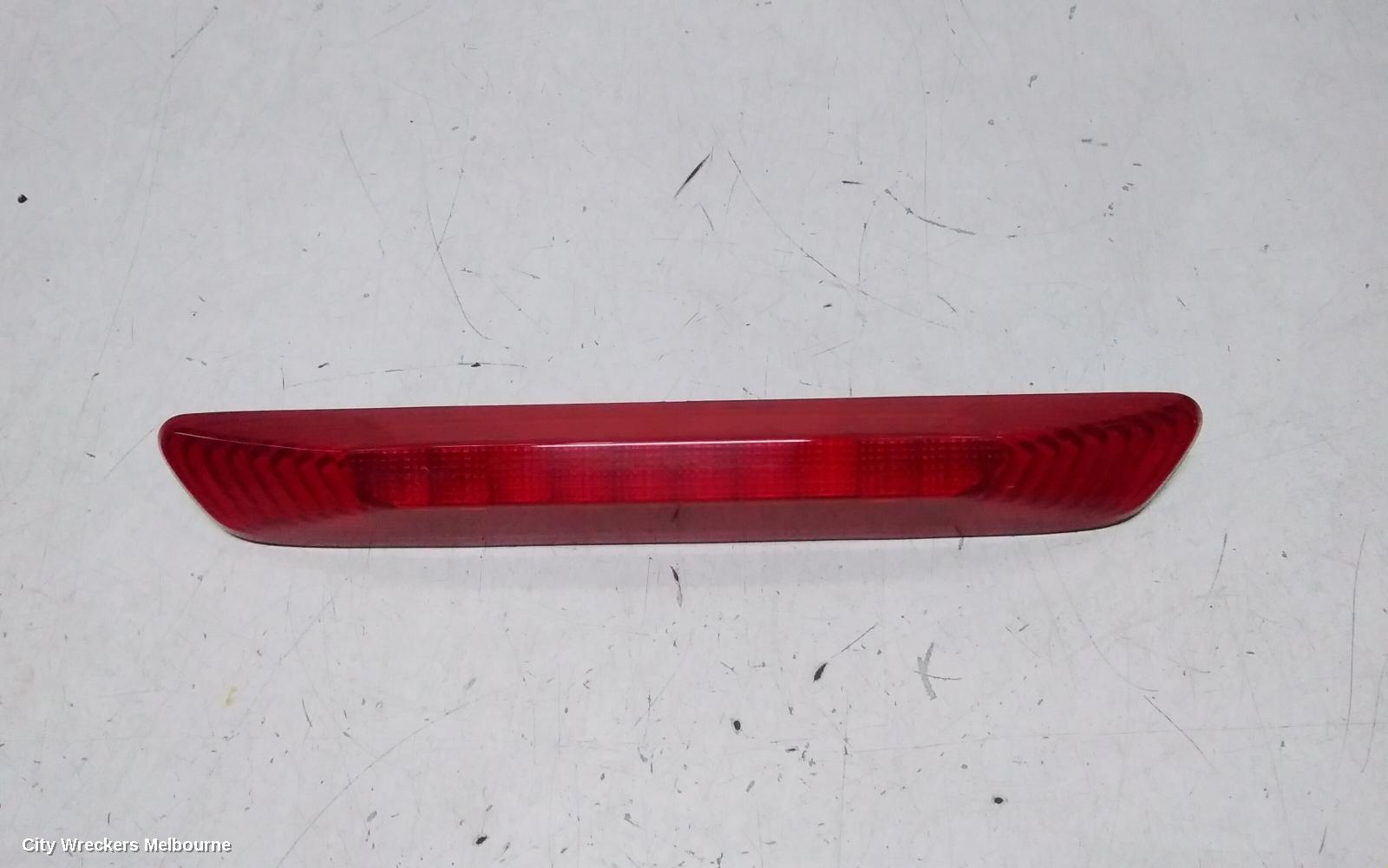 ISUZU DMAX HIGH LEVEL STOPLIGHT, RG, 07/2020 ONWARDS