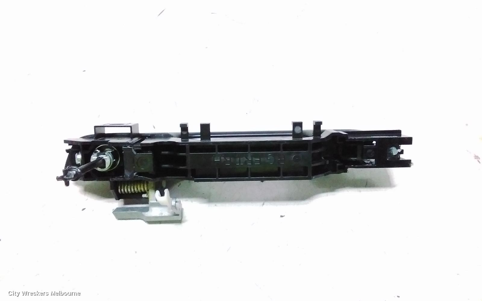 ISUZU DMAX DOOR HANDLE, RH FRONT, OUTER, BLACK, RG, 07/2020 ONWARDS