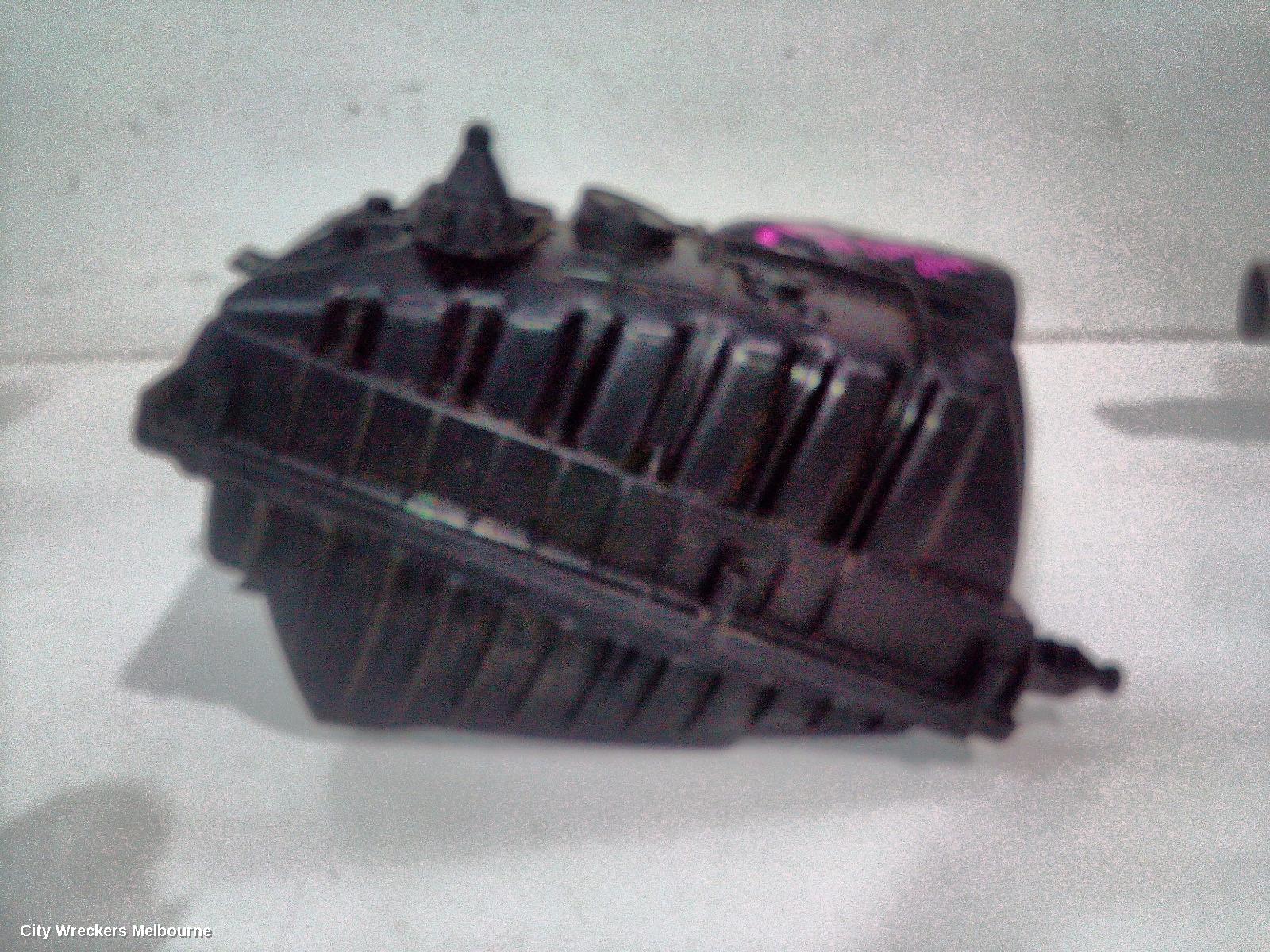 LAND ROVER RANGEROVER SPORT AIR CLEANER/BOX, L494, AIR CLEANER, DIESEL, 3.0, SINGLE TURBO, 12/2014 - 04/2022