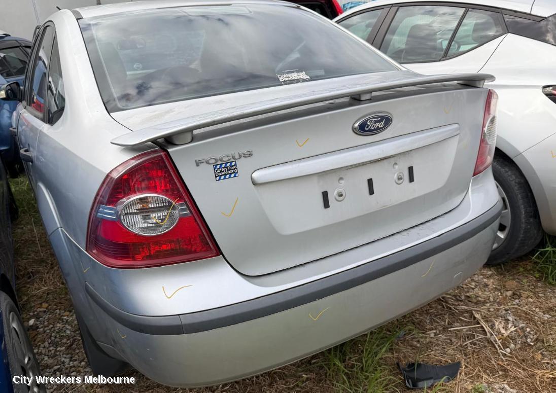 FORD FOCUS RIGHT DOOR MIRROR, LT, SEDAN, MANUAL, 05/2007 - 04/2009