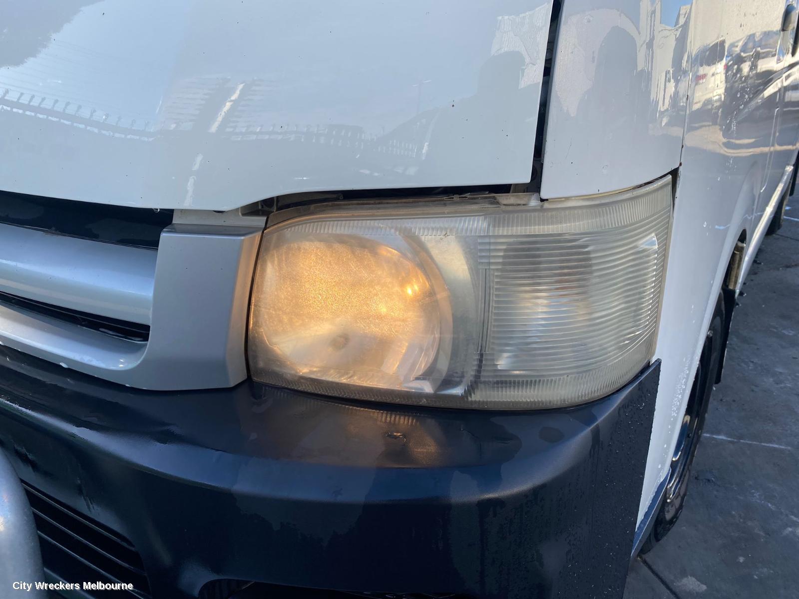 TOYOTA HIACE RIGHT GUARD, TRH/KDH, CORNER PANEL, 03/2005 - 04/2019